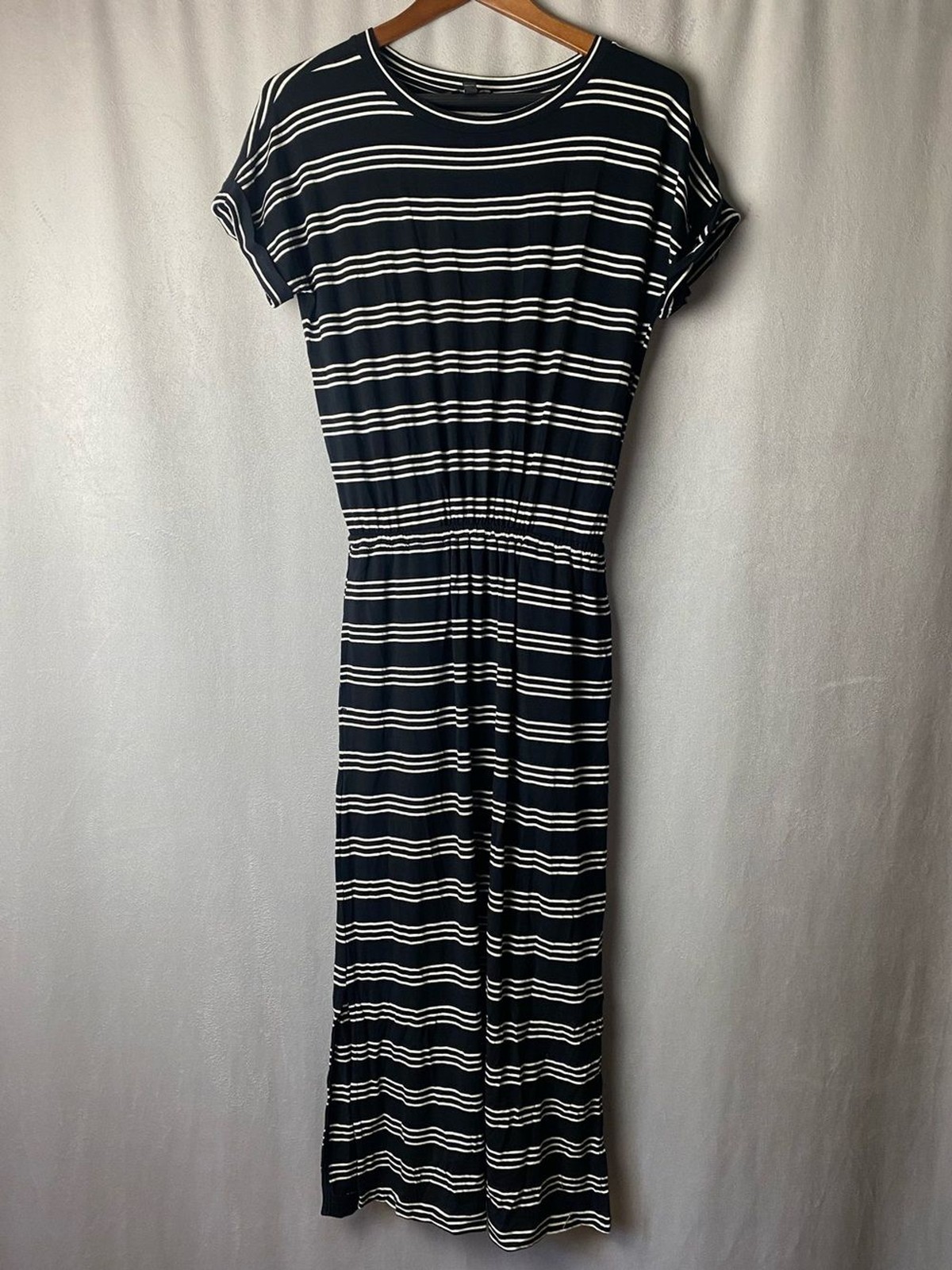Banana Republic Preppy Summer Coastal Navy Cream Striped Maxi Dress XS long