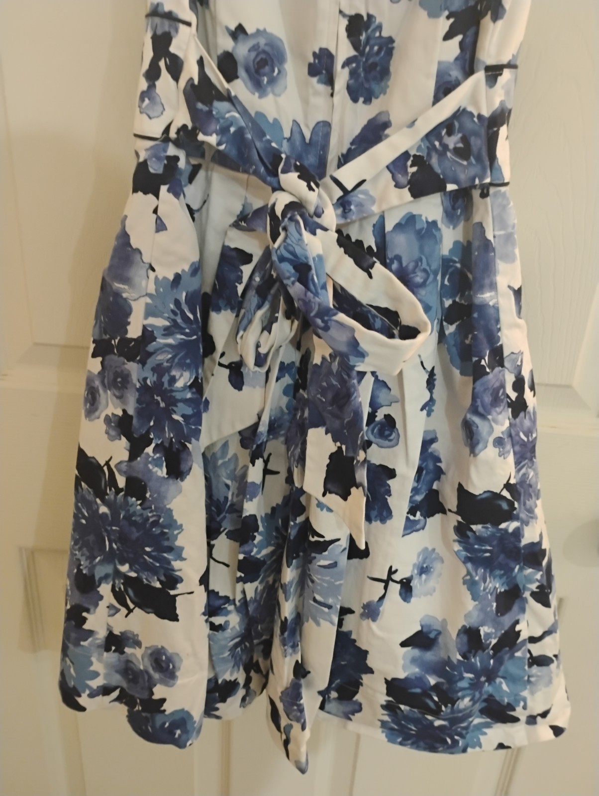 Teeze Me Fit Flare Dress Size 7 Juniors White Blue Floral Pleated Sleeveless