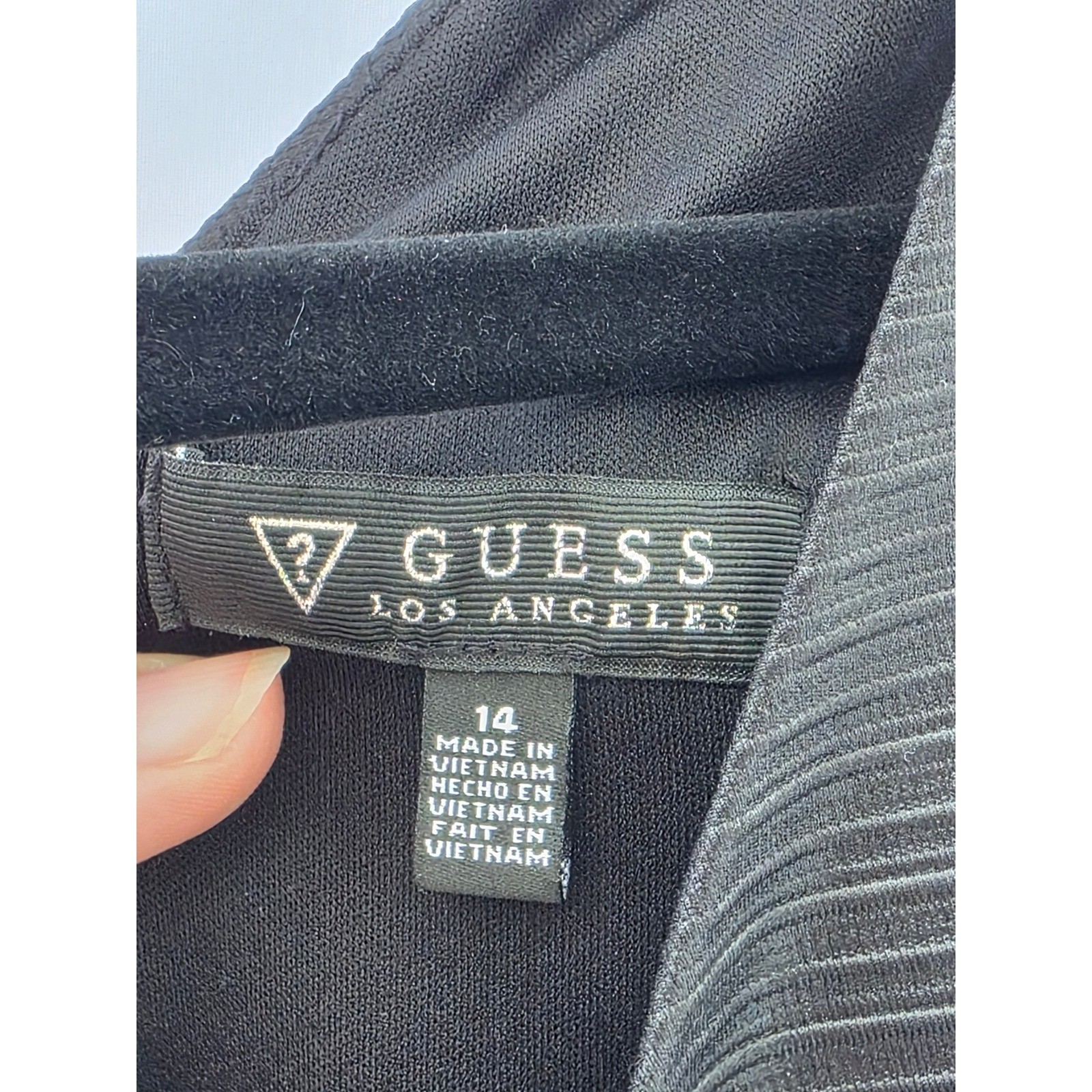 Guess Los Angeles Black Ribbed Notched V-Neck Sleeveless Sheath Dress Size 14