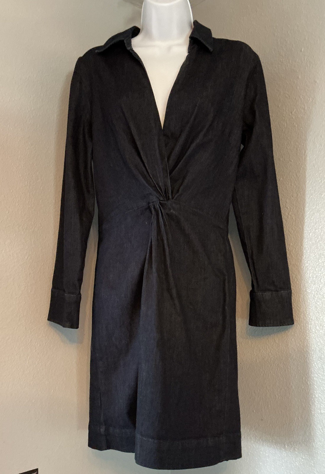 NWT WHITE HOUSE BLACK MARKET WHBM DENIM DRESS SIZE 4