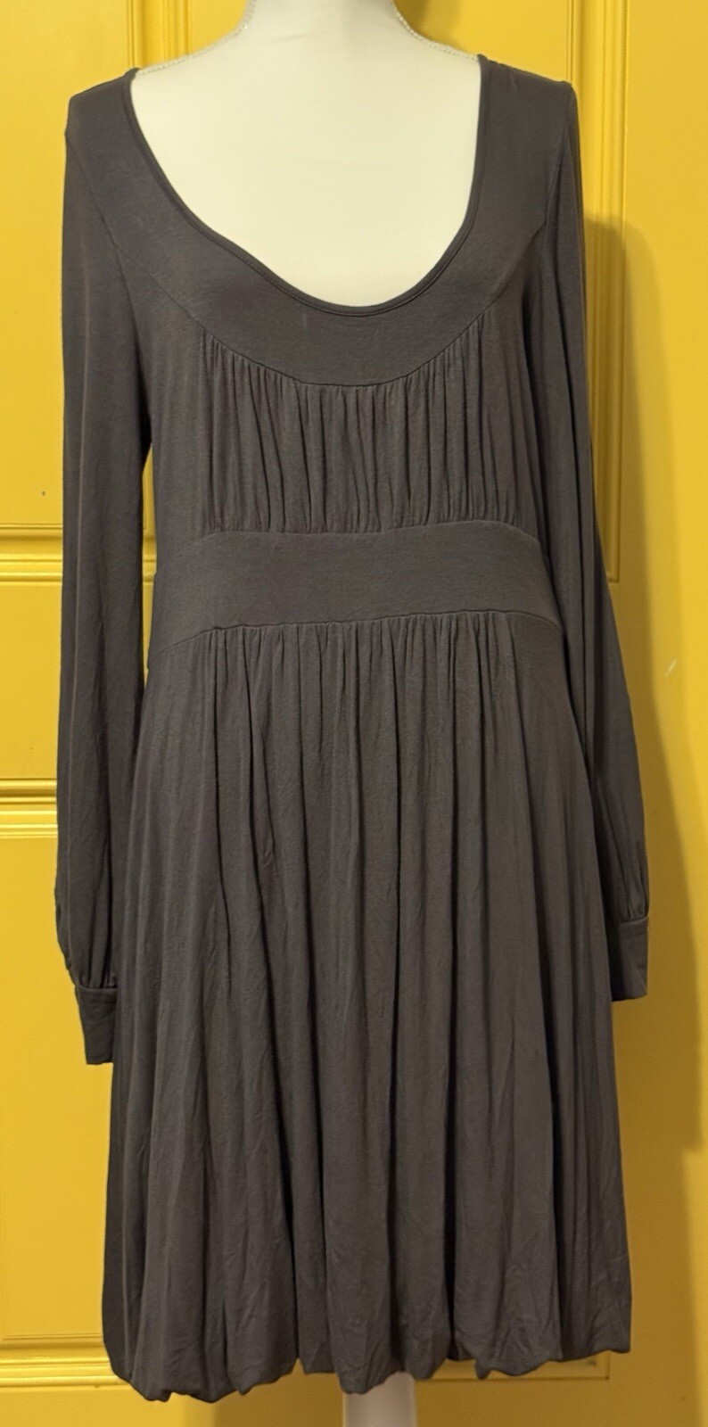 Vertigo Paris Gray Women’s Dress Size XL Open Back Soft Flowy Knit Fairy Chic