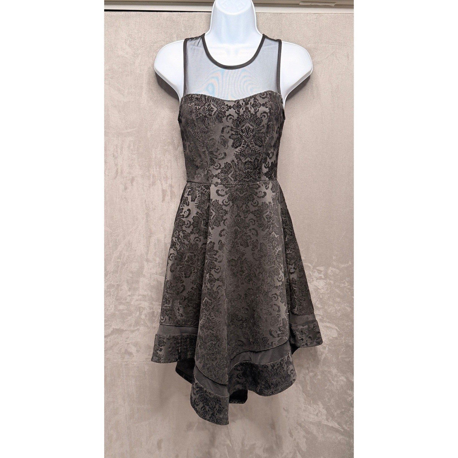 Francesca’s Fit & Flare Dress Womens Small Black Damask Mesh High Low Brocade