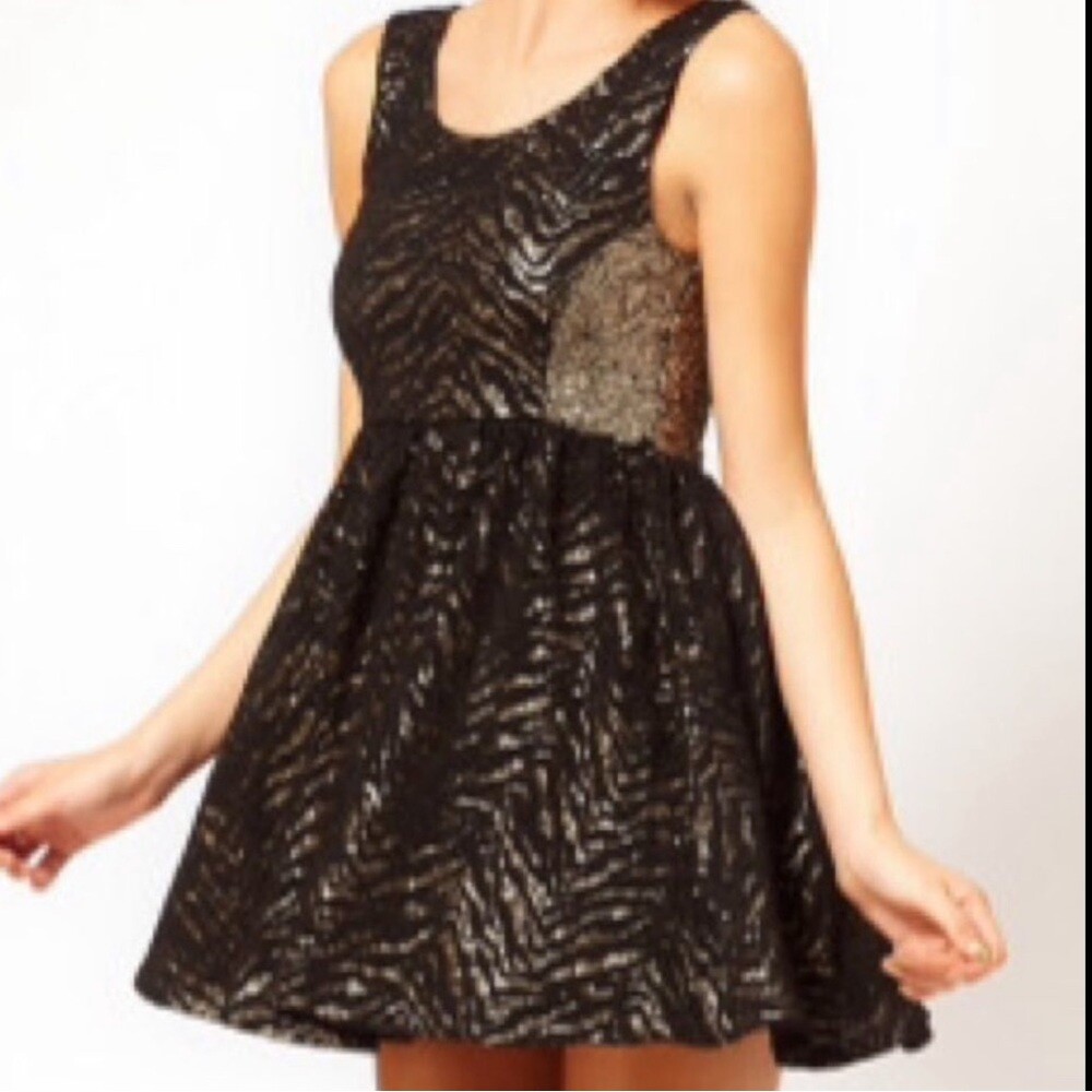 Revolve Hunt no more Dress Womens Medium beaded sequined fit and flare lace mini
