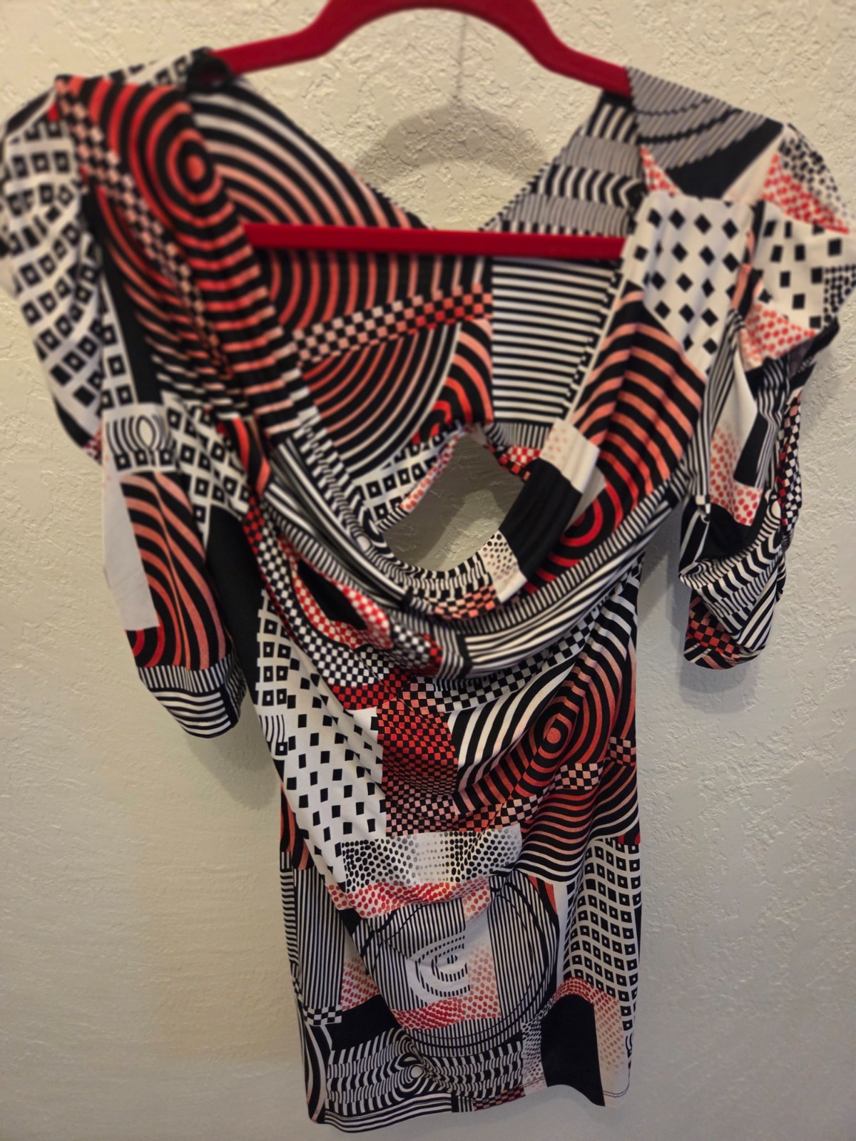 True Light, Mini Dress Off The Shoulder Size Small