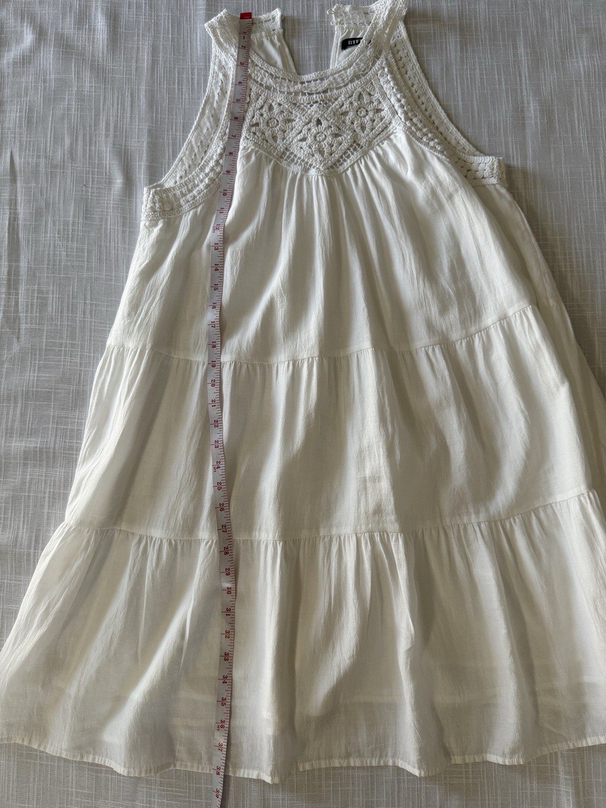 BTFBM Women’s White Solid Halter Lace Yoke Tiered A-Line Lined Knee Dress Sz L