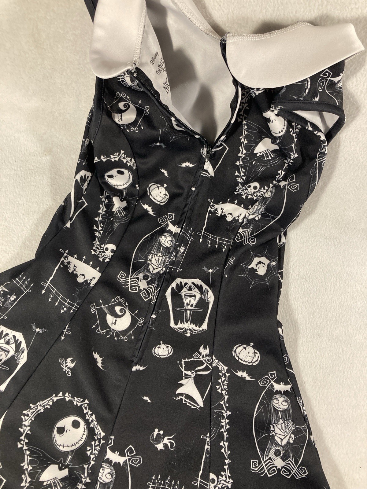Disney Nightmare Before Christmas S Black/White Sleeveless Collared Zip Dress