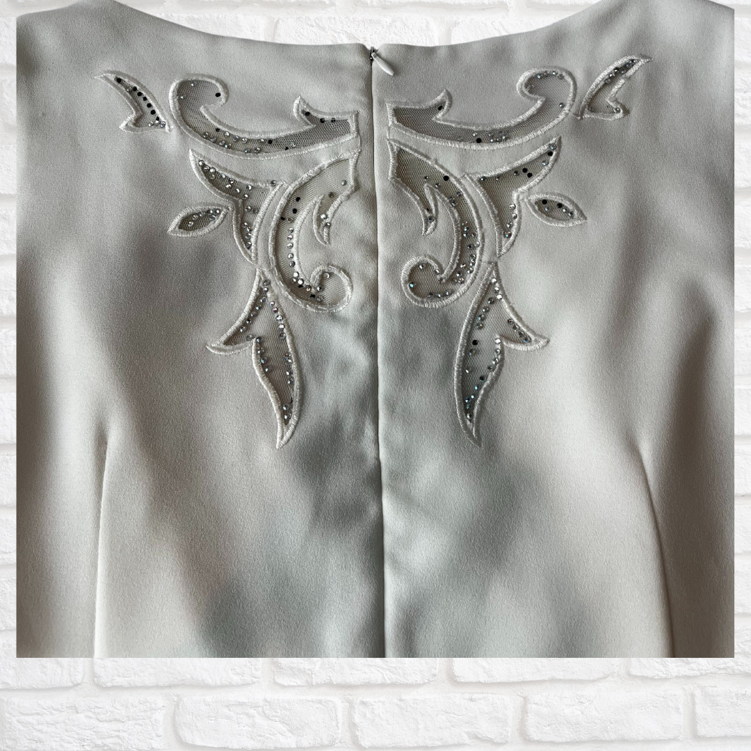 GiGi White Sleeveless Shift Sheath Dress, Medium, Elegant Cocktail Party