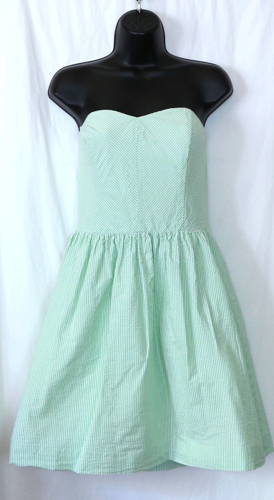 LILLY PULITZER Strplss Grn Seersucker Drs 32 In Chst 19 In Skirt Lngth Sz 10 EXC