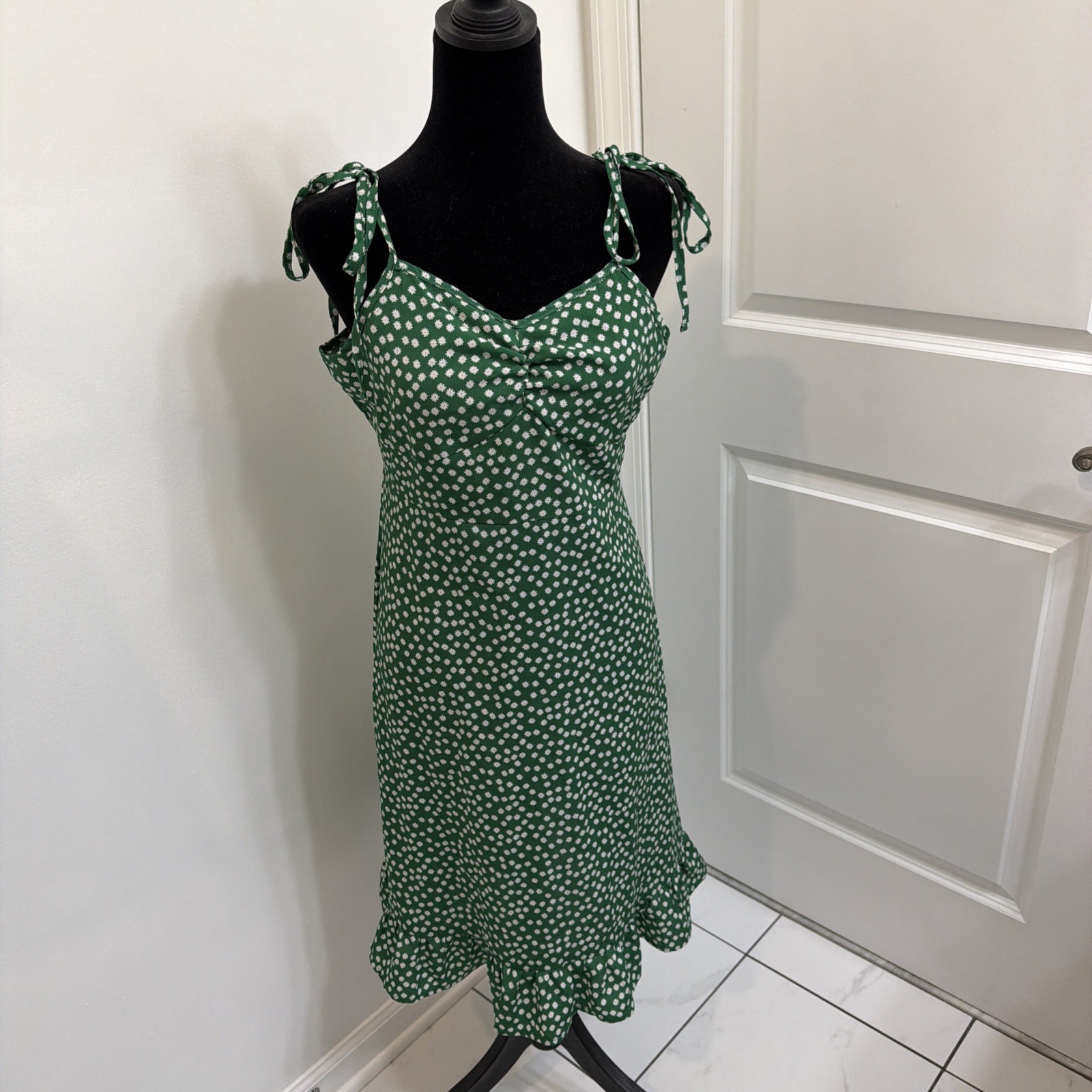 Women Cocktail👗Baby Doll Dress/Boho /Cottage core/Midi/Sz~Large(8-10) EUC💥