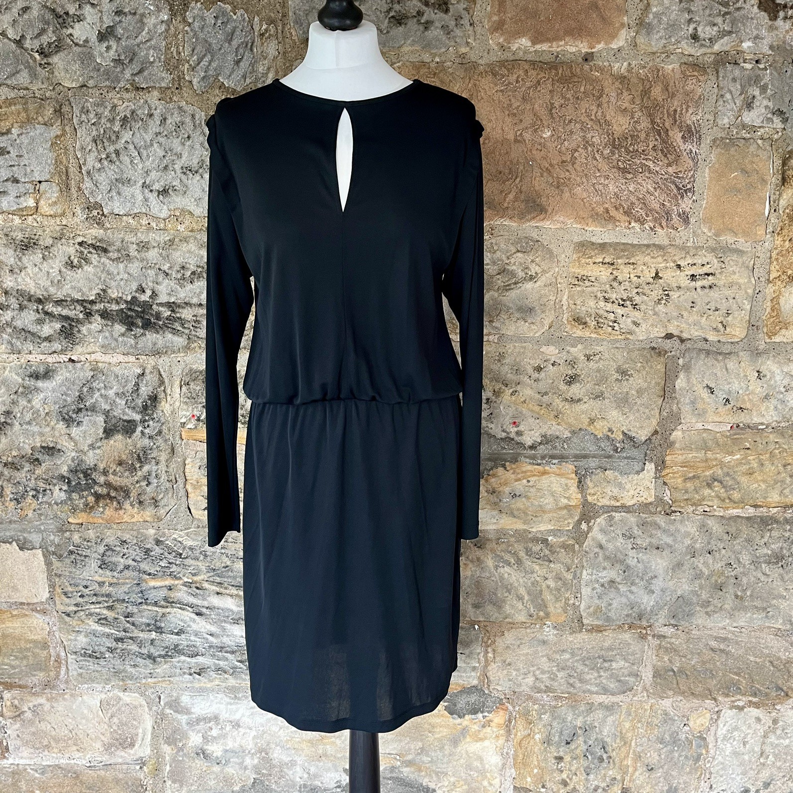 Filippa K Keyhole Neck Dress M 12 Pleat Shoulder Knee Length Long Sleeve Black