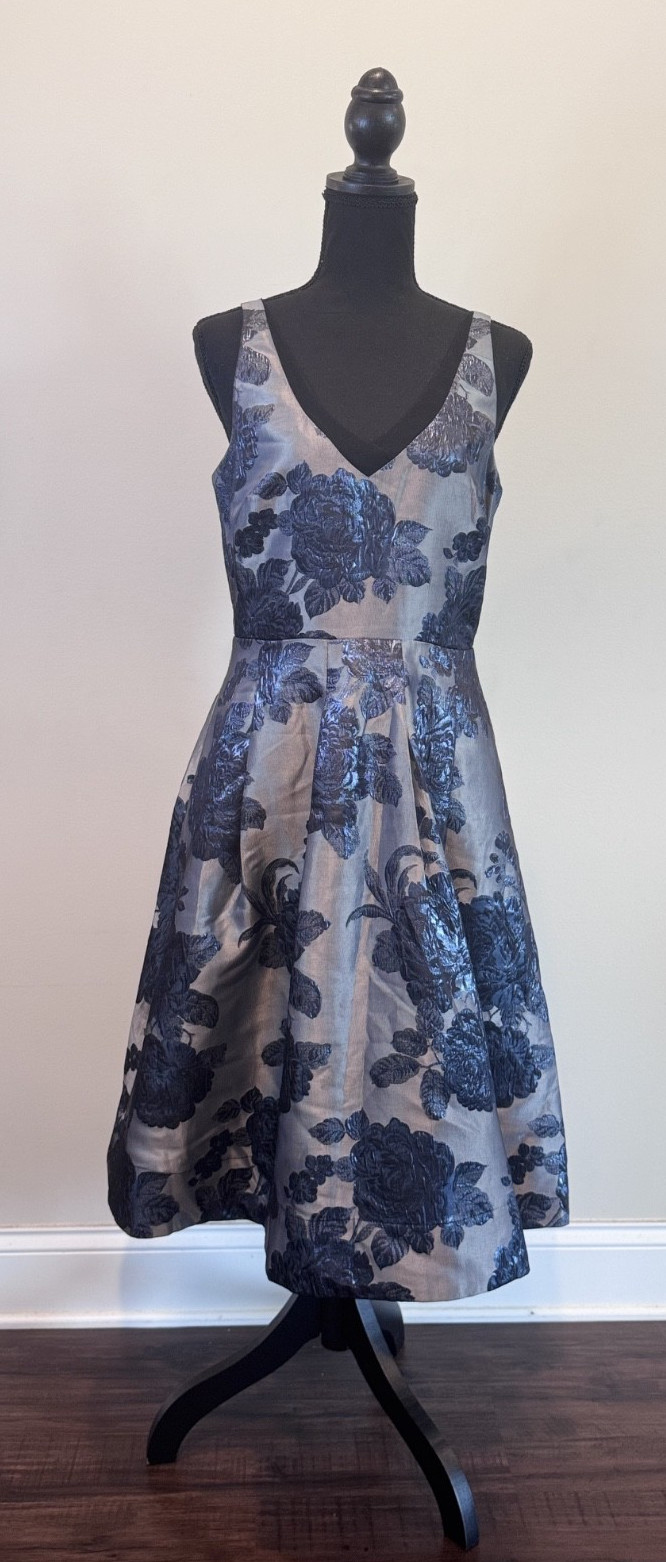 White House Black Market Dress Metallic Floral Jacquard Fit Flare Midi Size 6