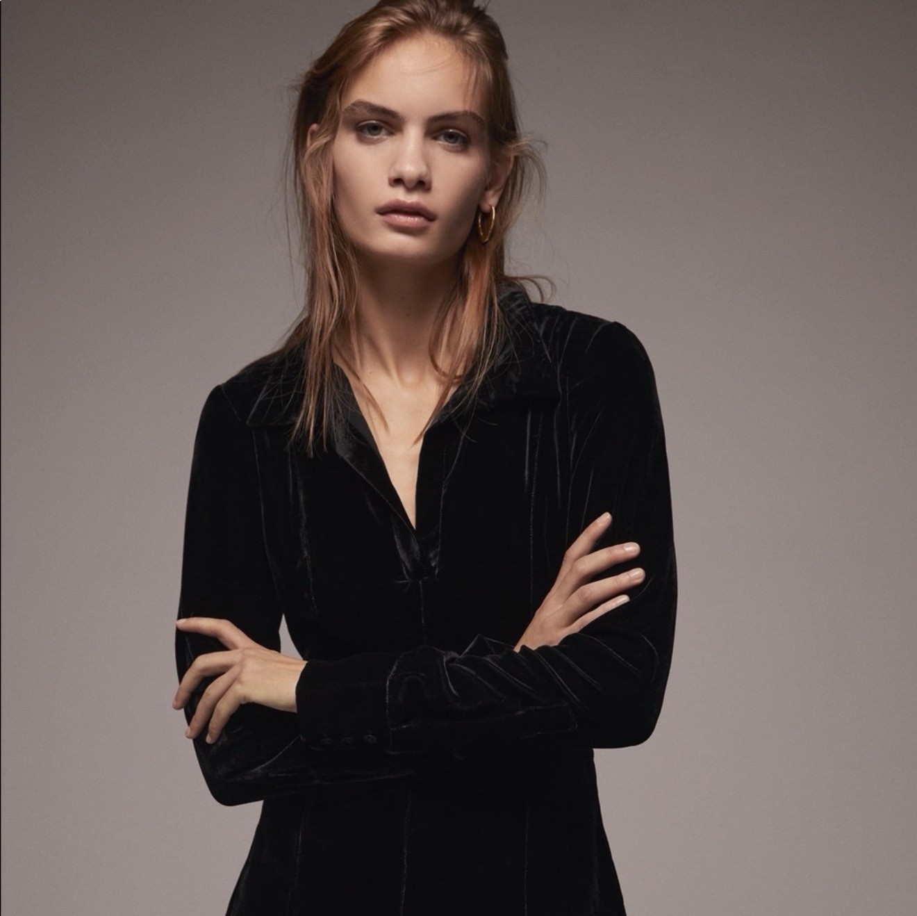 Zara Black Velvet Collared V-Neck Button Cuffed Long Sleeve Mini Dress