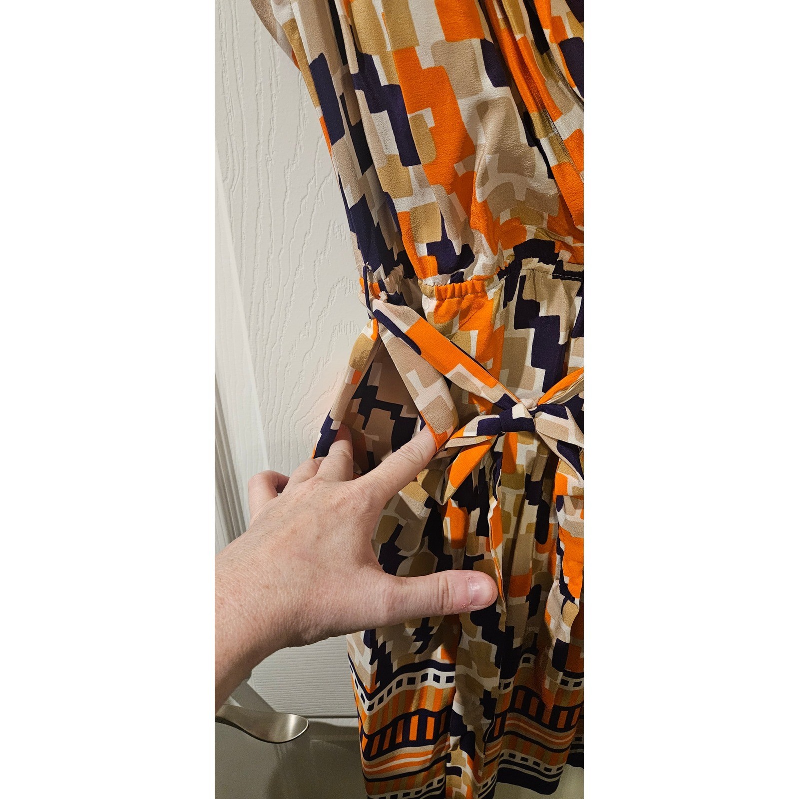 Presley Skye 100% Silk Dress Large Belted Pockets Geometric Print Navy Orange
