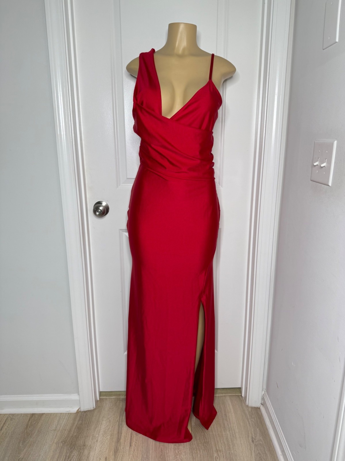 Red Sleeveless Plunging V-Neck Gown With Side Slit & Back Zipper Closure