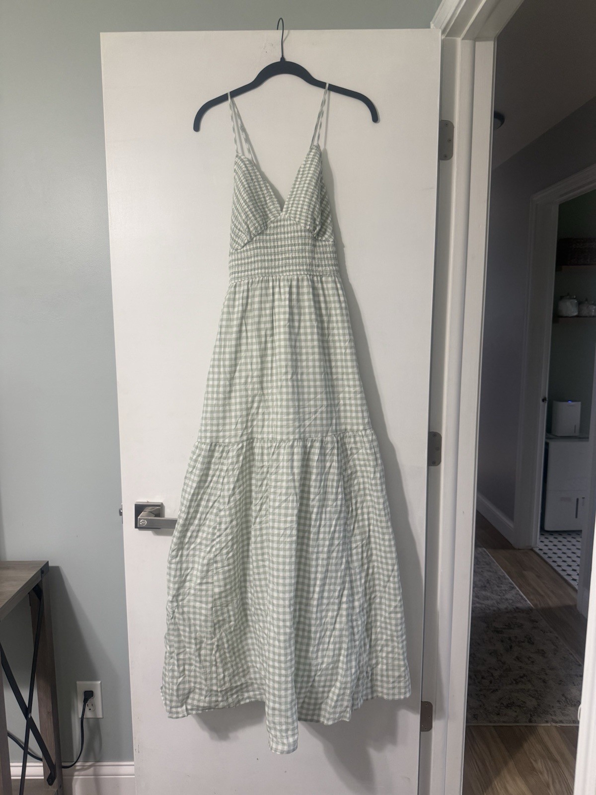 Altar’d State U166 Sage/Ivory Gingham Smocked Tiered V-Neck Maxi Sundress Size L