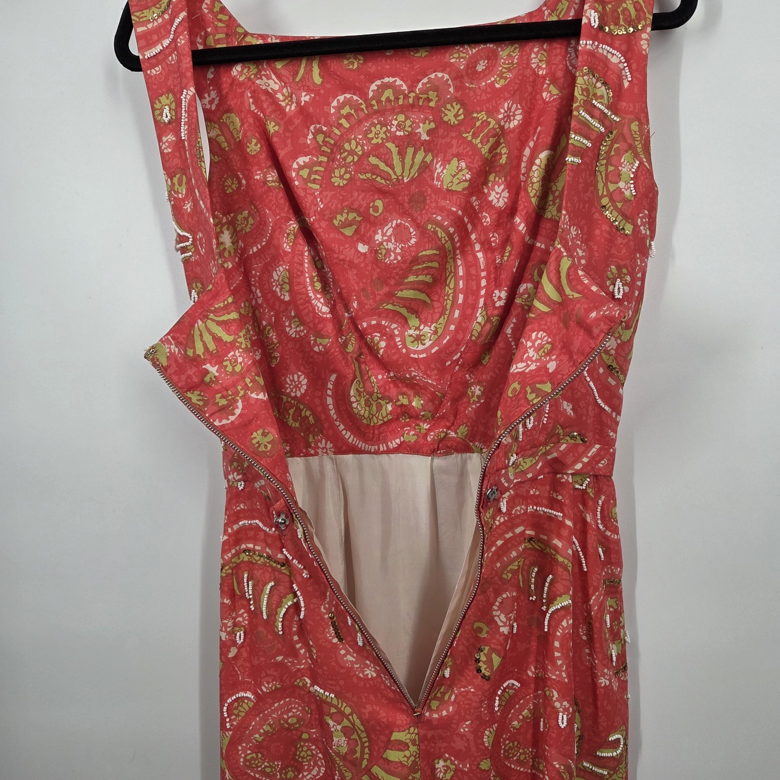 VTG 1960s Handmade Floral Dress with Bow Waist Fully Lined MadMen Beaded Wiggle