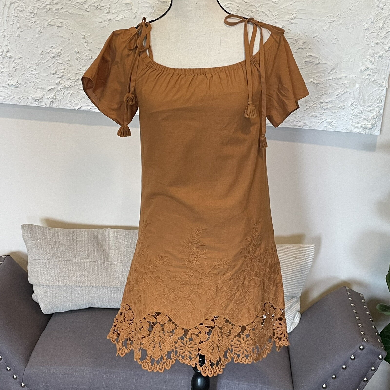 Madewell Eyelet Embriodered Cold Shoulder Dress Burnt Orange Cotton Size XXS