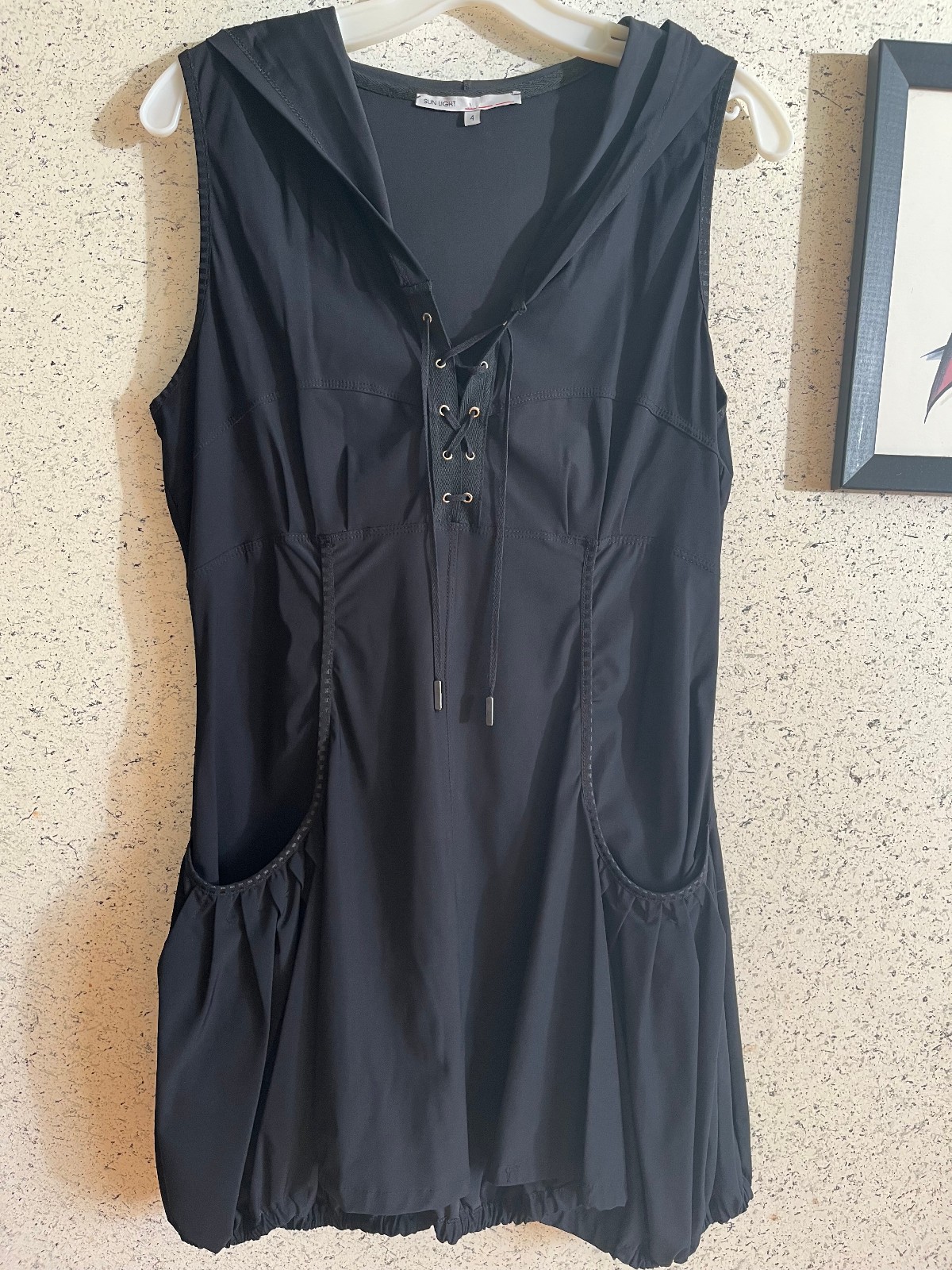 SUN LIGHT HOODED DRESS, SIZE: 4, BLACK