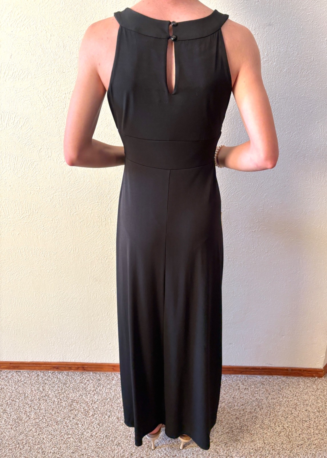 En Focus Studio empire waist sequin black formal evening dress, size 6