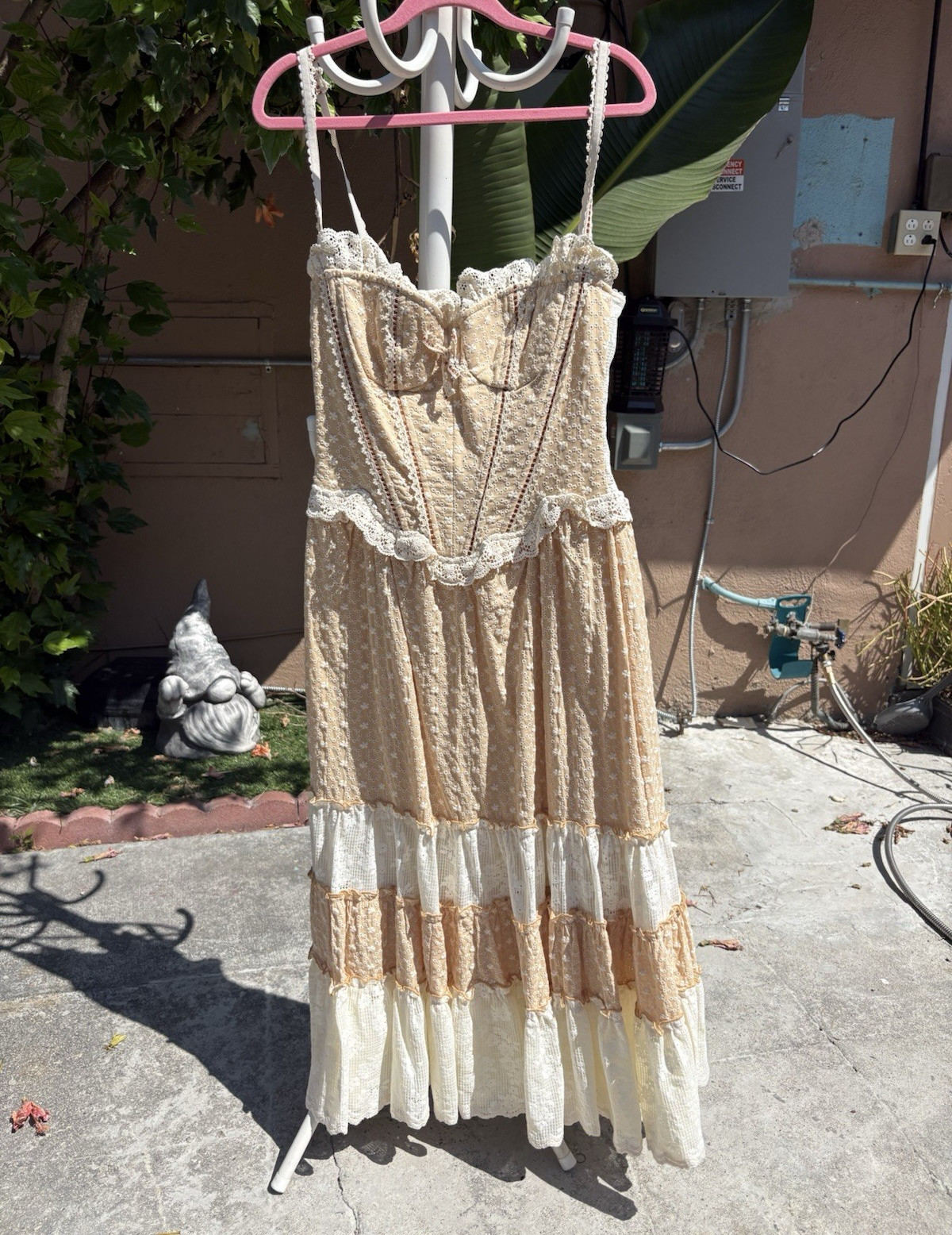 Lace & Beads Beige/Ivory Lace Ruched Floral Maxi Dress Sleeveless Regular S