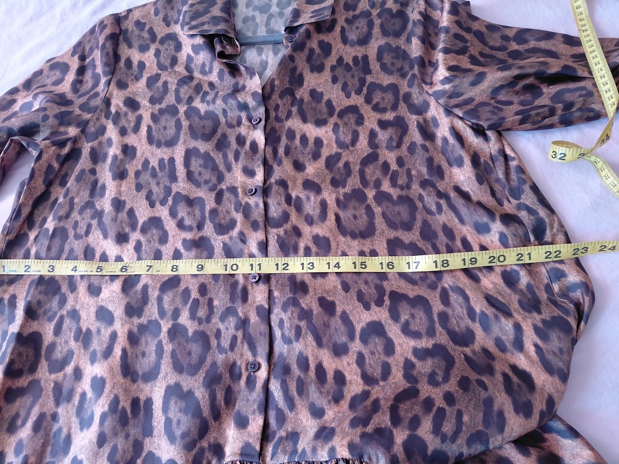 Carolina Herrera 100% silk Animal Print Brown Dress size US 14 L XL With Belt