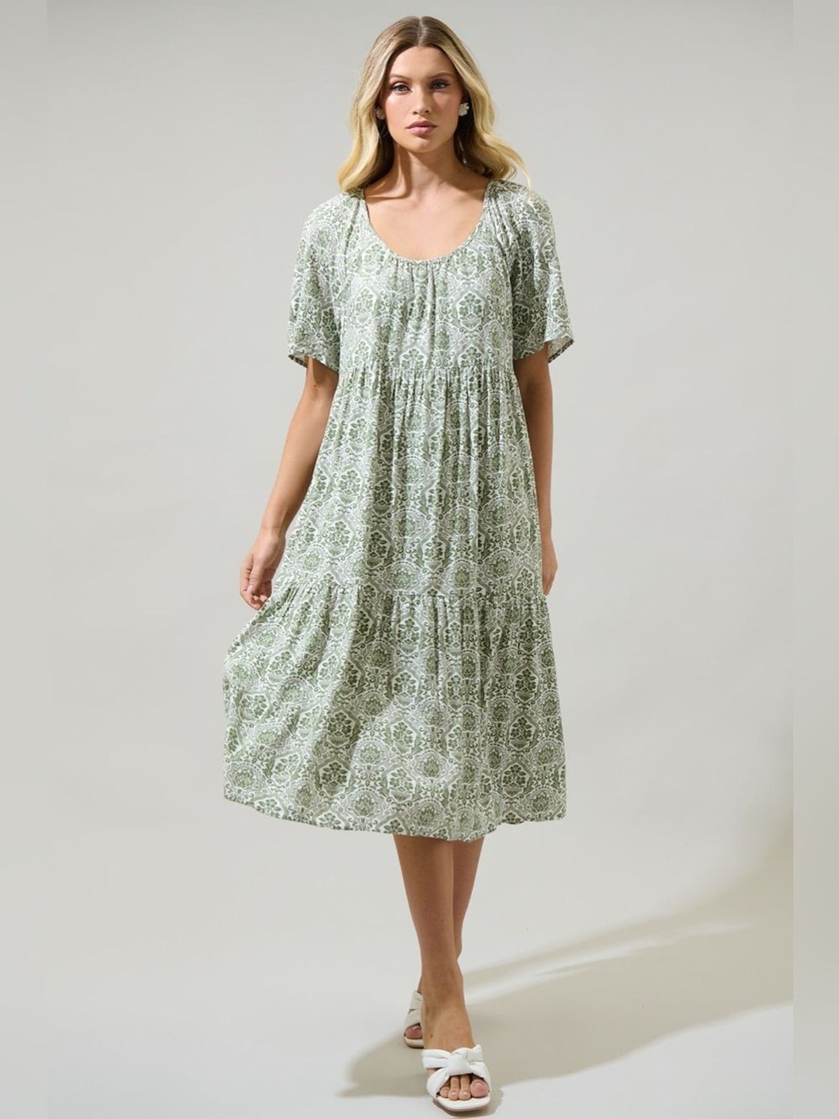 Sugarlips Estrada Floral Tiered Midi Dress