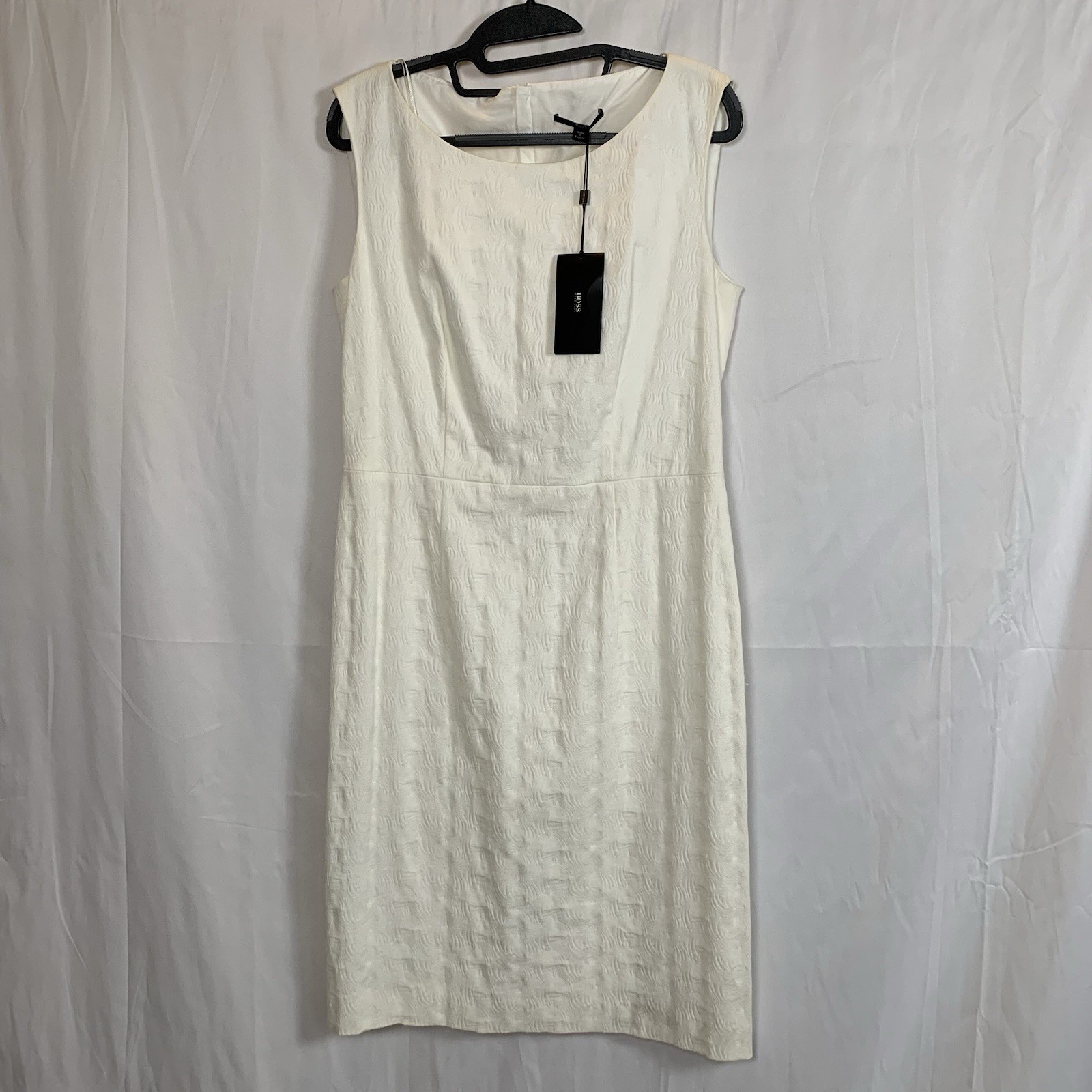 NWT Hugo Boss Beige Dress 8 Classic Professional Formal Feminine Soft MSRP$123