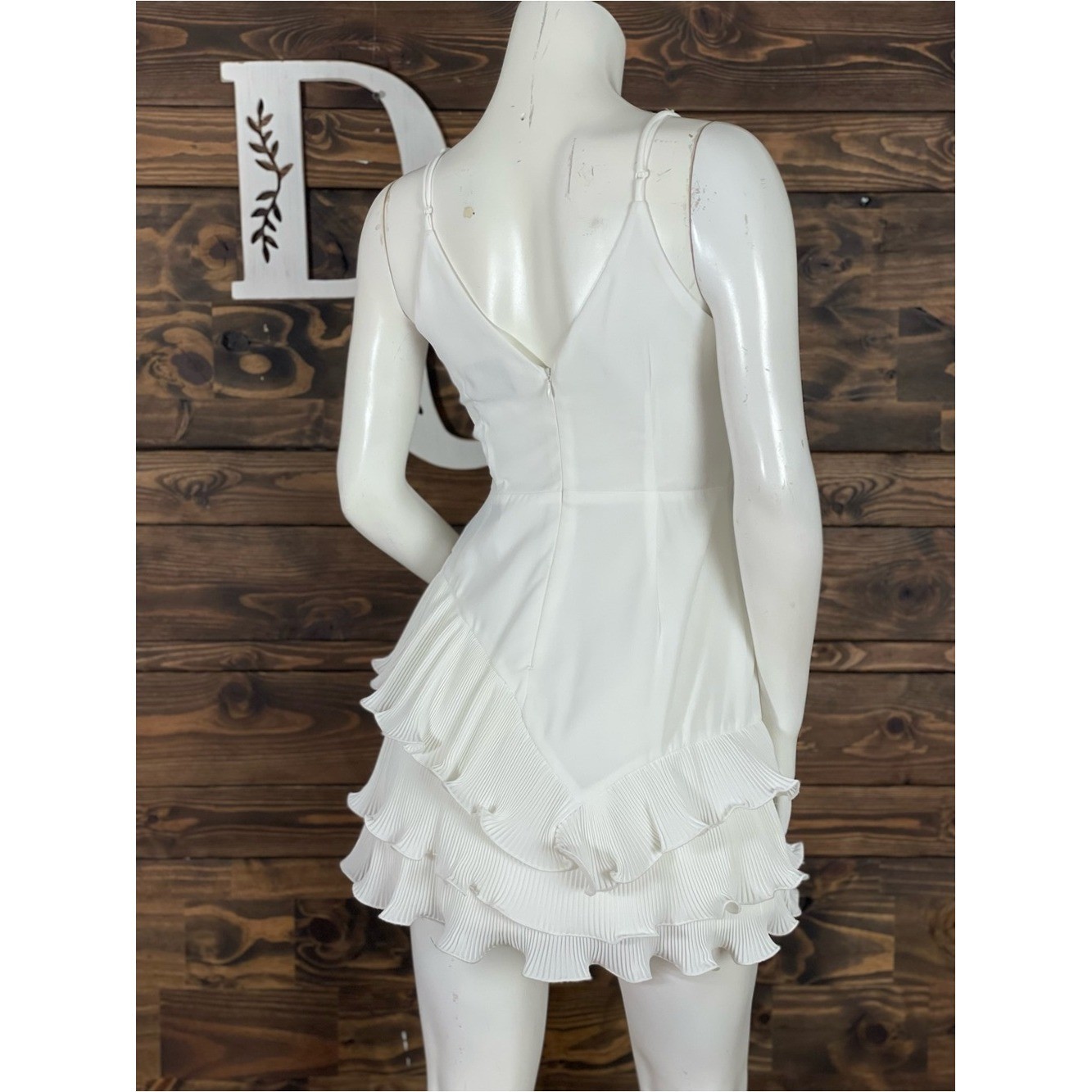 Do + Be | Wavy Ribbed Textured Ruffle Tiered V-Neck White Mini Dress Bride To Be