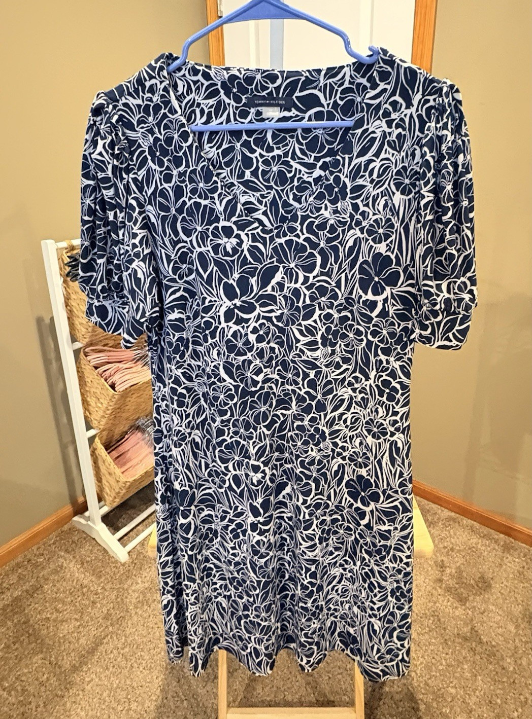 Tommy Hilfiger Women’s Dress Size 10 Polyester Elastane Stretch Fit & Flare.