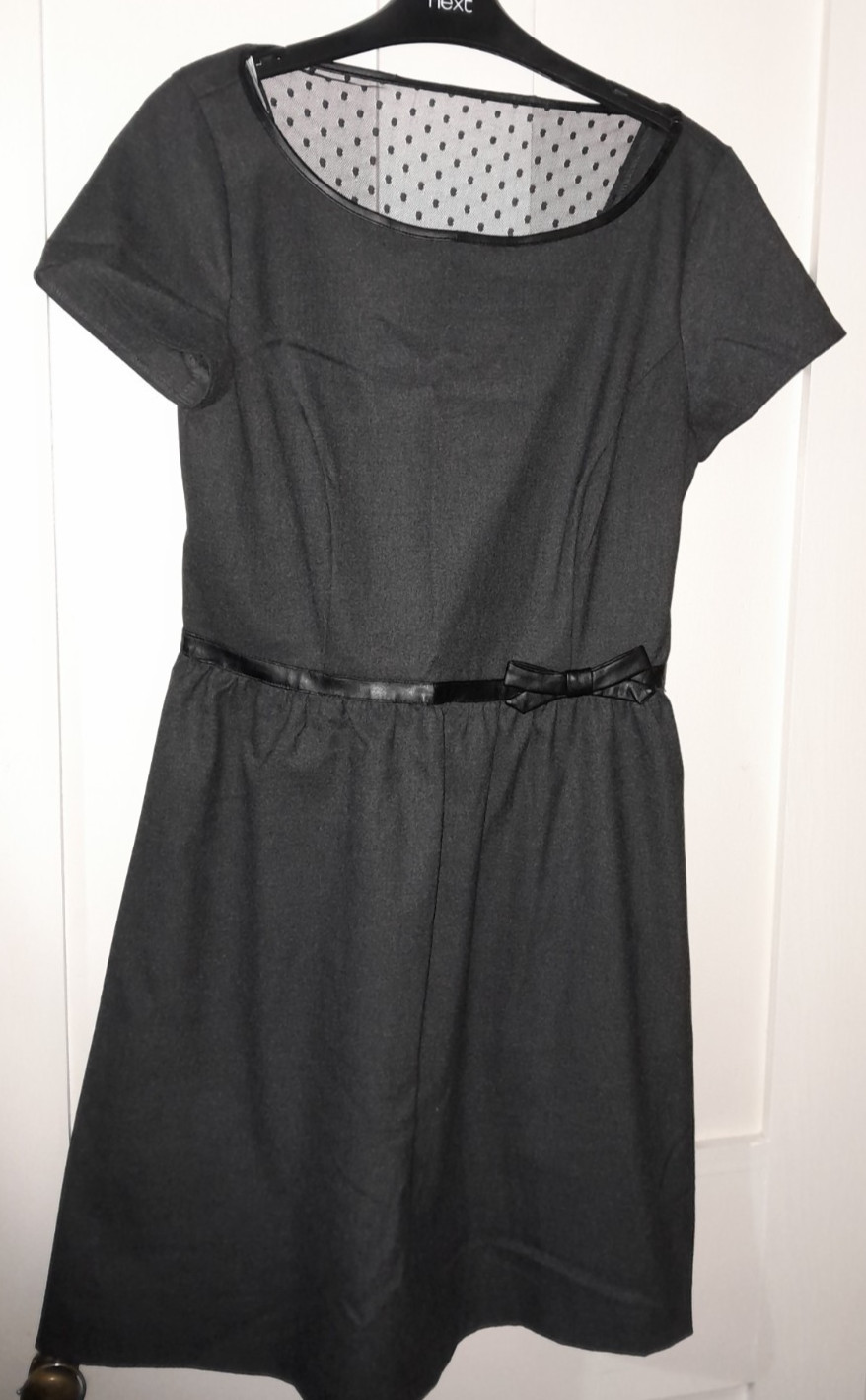 Ladies La Redoute Dark Grey/Black Lace Back Detail Dress Size 10 – Worn once
