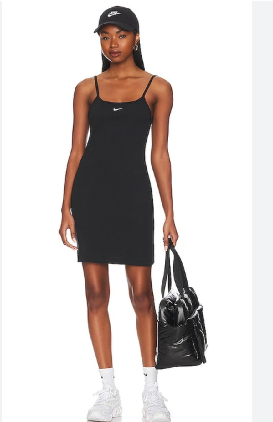 Nike essentails ribbed dress NWT medium