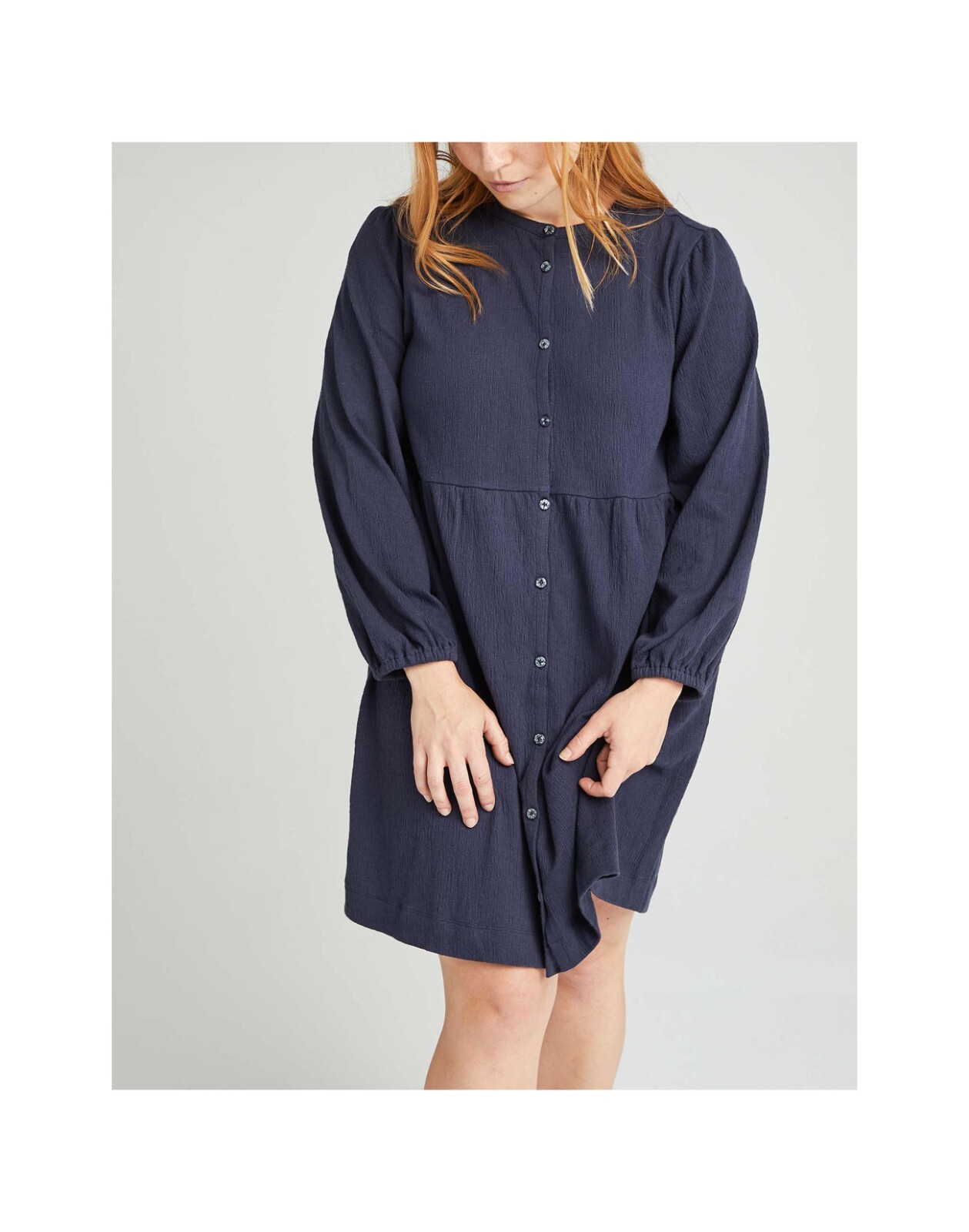 NWT Richer Poorer Women’s Cloud Weave Button Up Dress Blue Nights size Medium