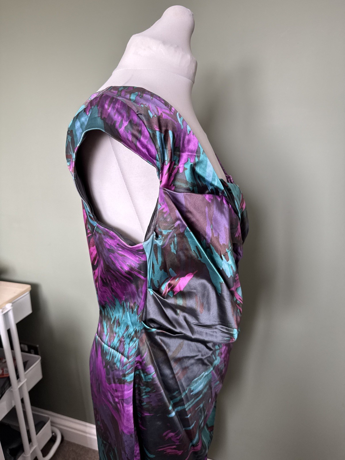 Coast floral ladies fitted size 18 cap sleeve dress