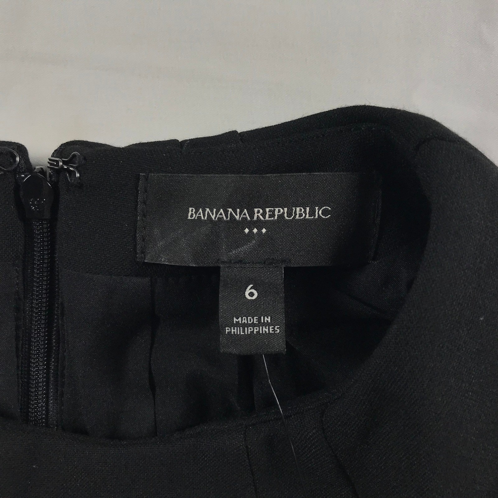 Banana Republic Womens Black Sleeveless Pleated Neck A-Line Sheath Dress Sz 6