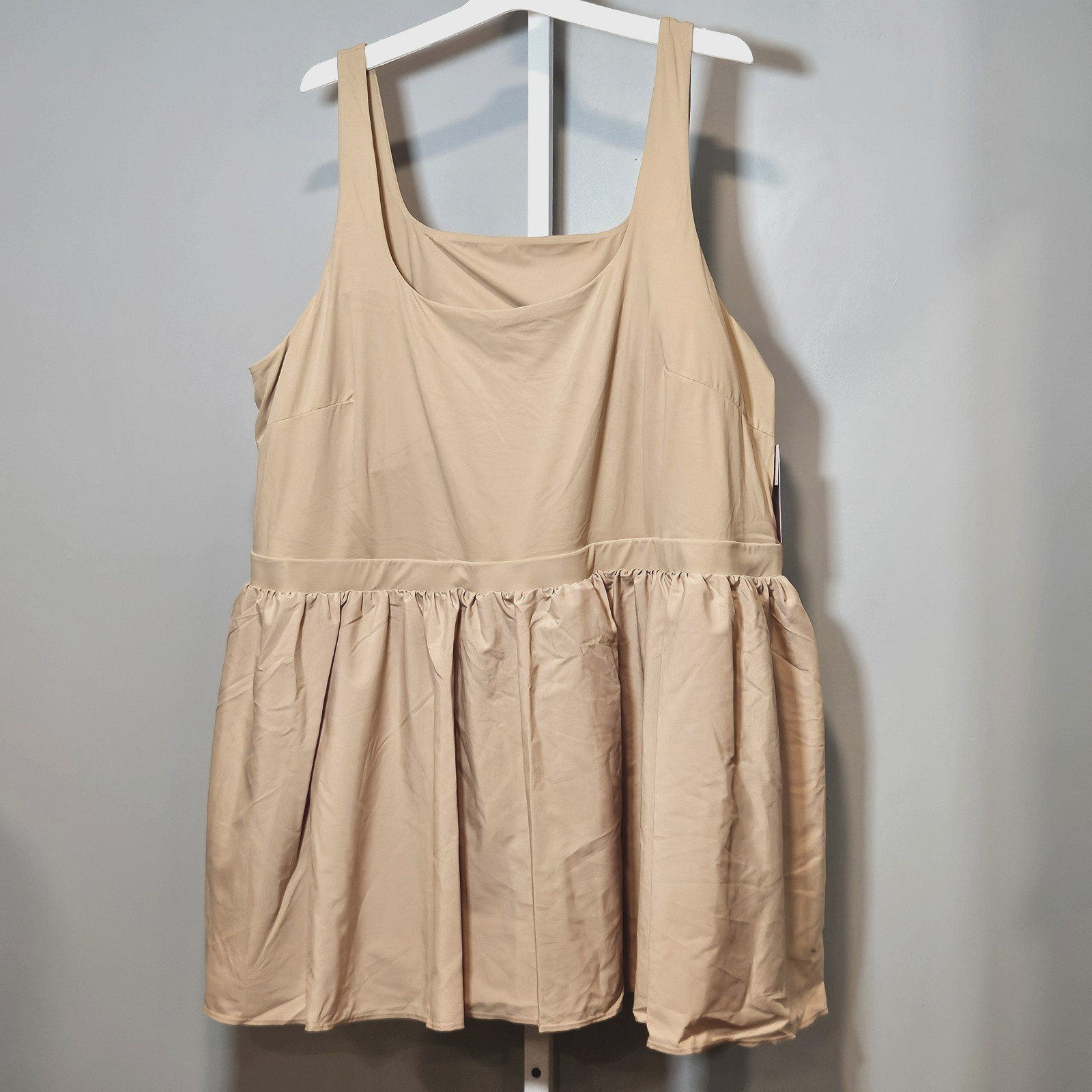 NWT JoyLab Size 4X Tan 1-Piece Activewear Dress w/Built-in Shorts & Pockets