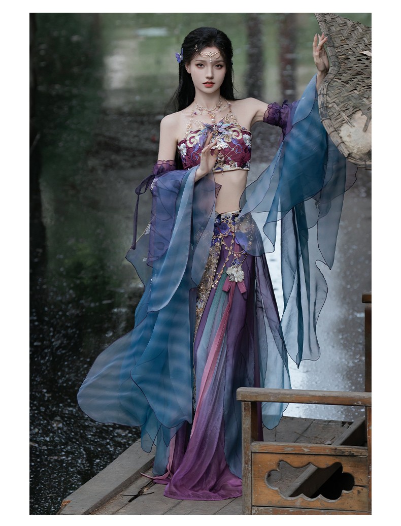 GU – Exotic Hanfu-Inspired Gradient Embroidered Bustier Set for Spring & Summer