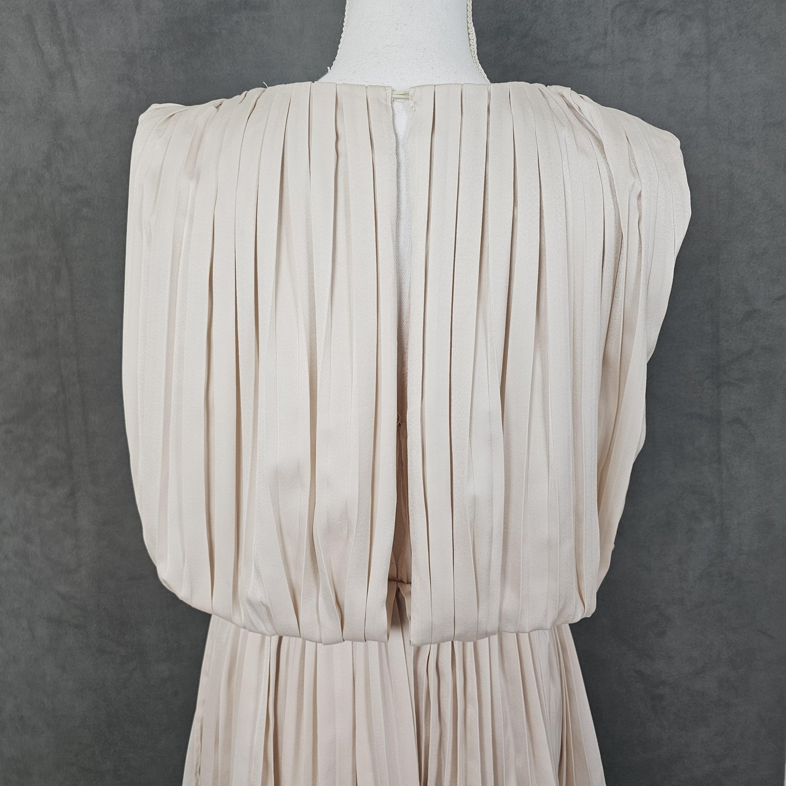Hausen Dress Womens Medium Beige Pleated Sleeveless Blouson Mini Party Dressy