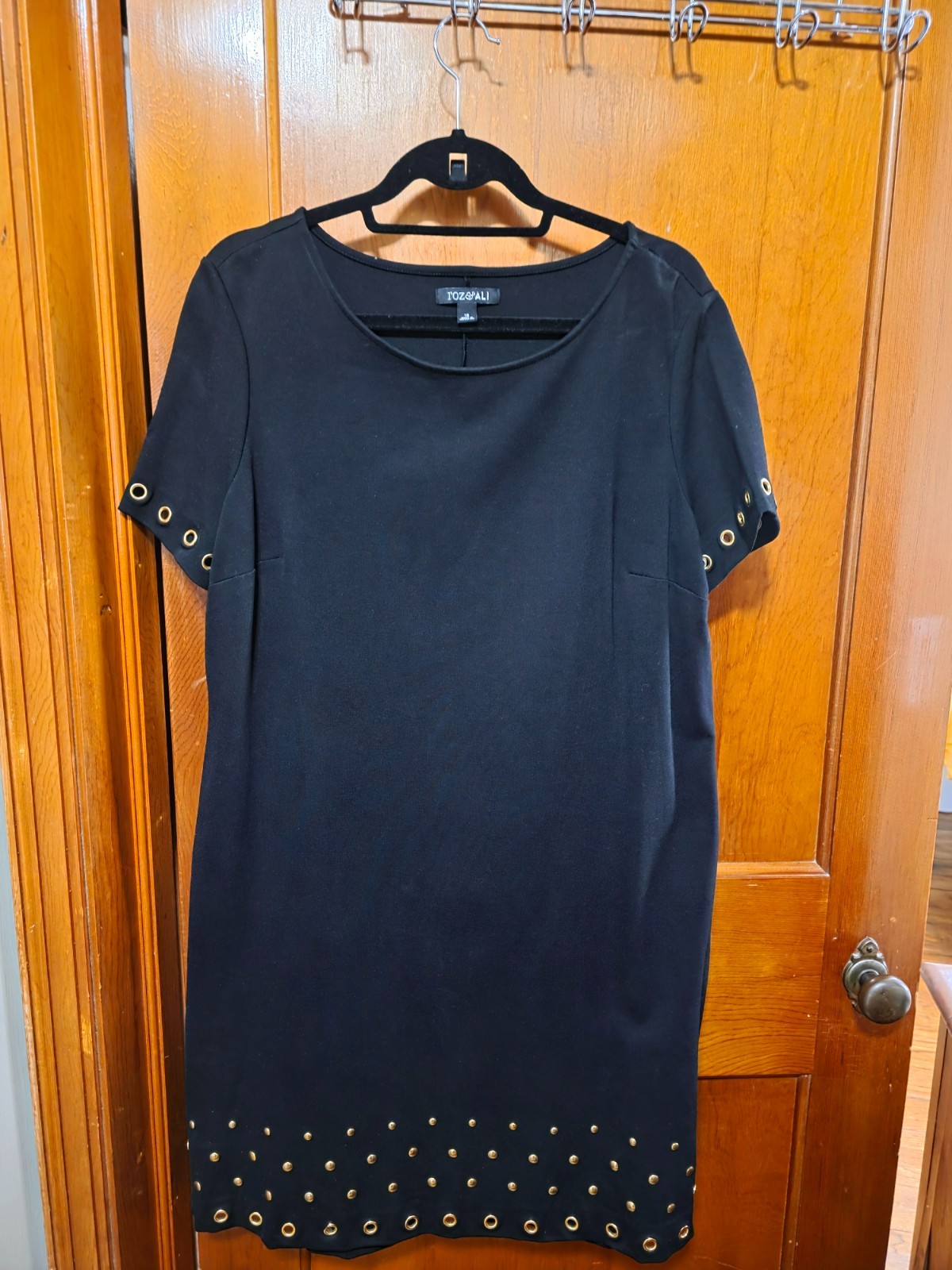 Dressbarn Roz & Ali Size 16 Black Dress w/Gold Grommets