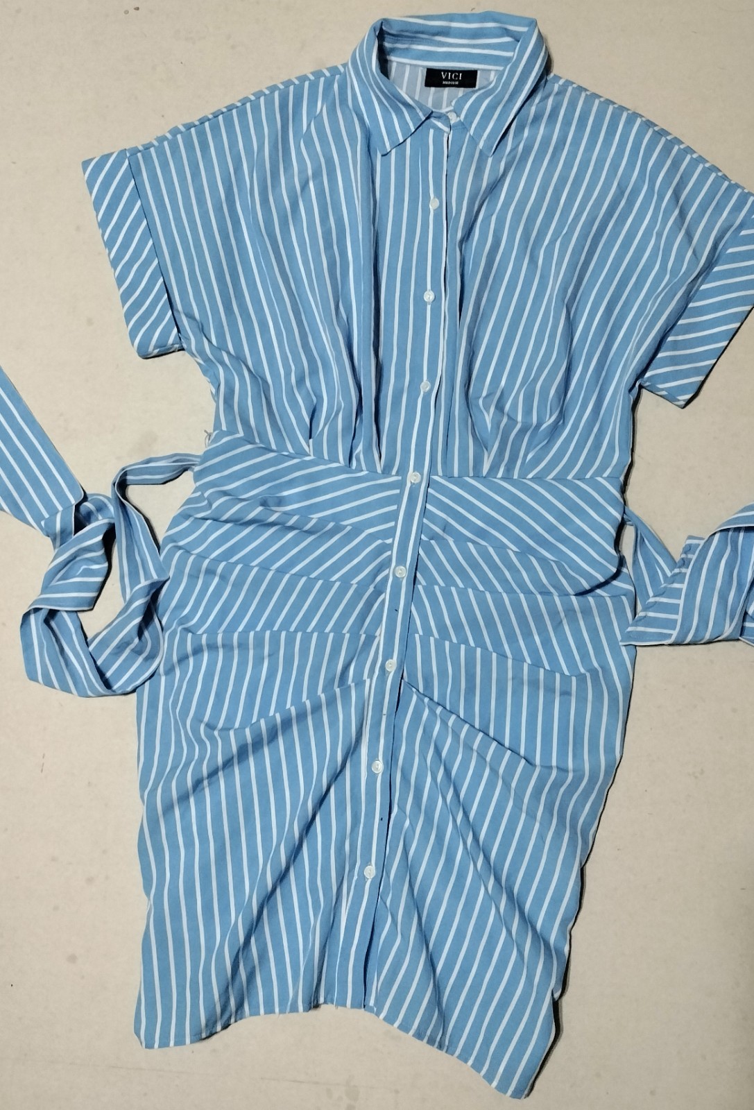 VICI Mini Dress Size Medium Ruched Short Sleeve Blue Striped Coastal Vacation