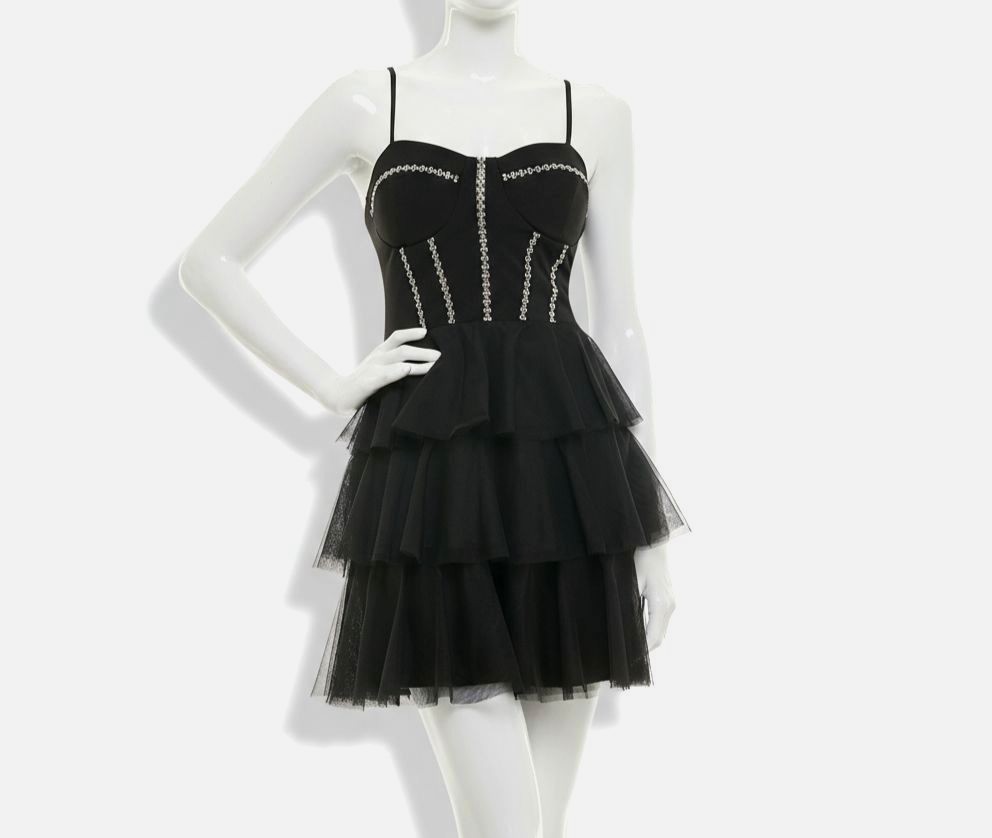 Emerald Sundae Juniors’ Women’s Black Embellished Tiered Lace-Up Dress Size M.