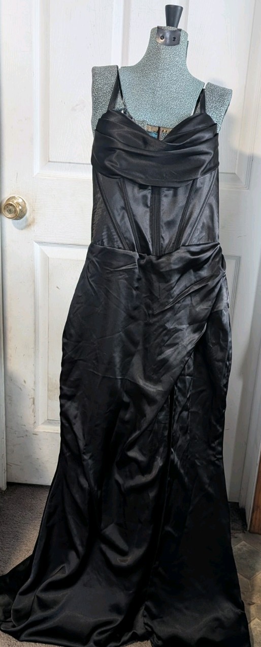 Ryanth Womens Sz 4 Black Satin Structured Formal Corset Back Prom Dress New Goth