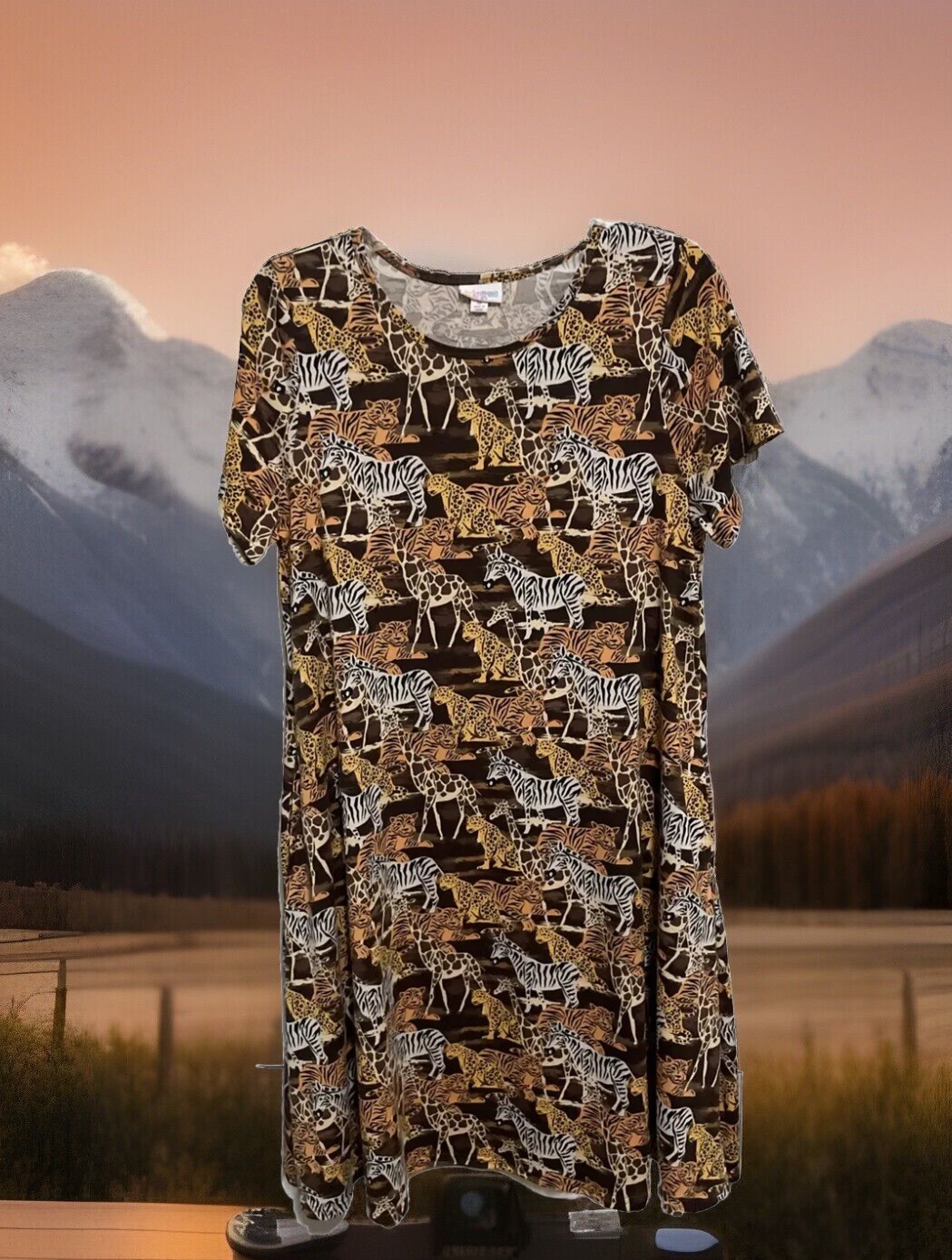 NWOT LuLaRoe JESSIE Medium Jungle Animal Print Zebra Giraffe Dress Side Pockets