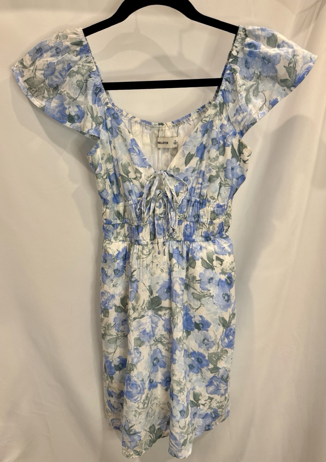 Hollister Dress, Blue Floral. XS! Built In Shorts!!