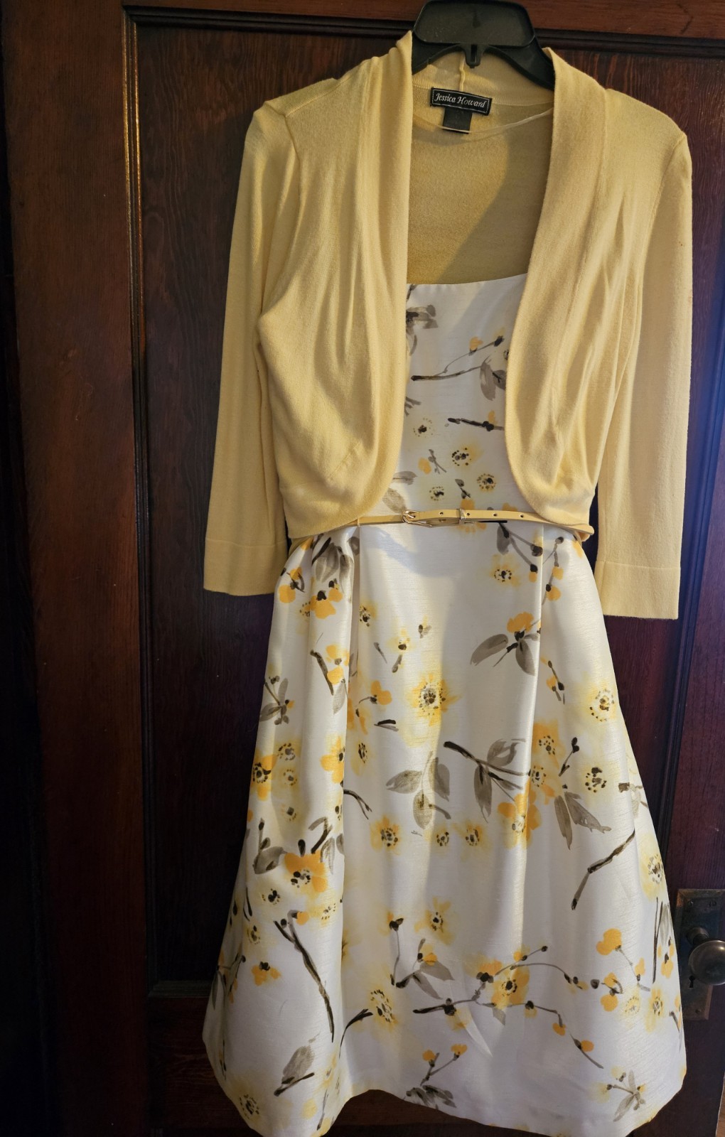 Jessica Howard White Dress Yellow Flowers Built In Petticoat Size 6 But Altered