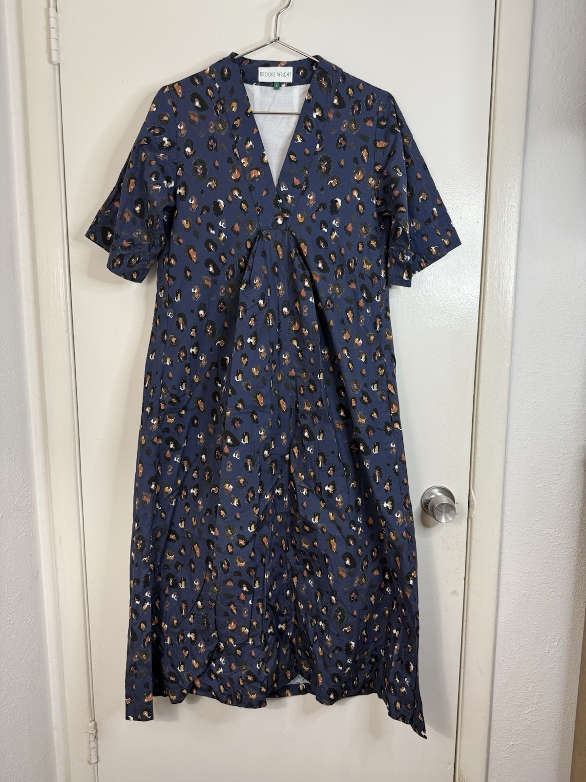 Brooke Wright Henrietta leopard blue short sleeve poplin cotton maxi dress. S
