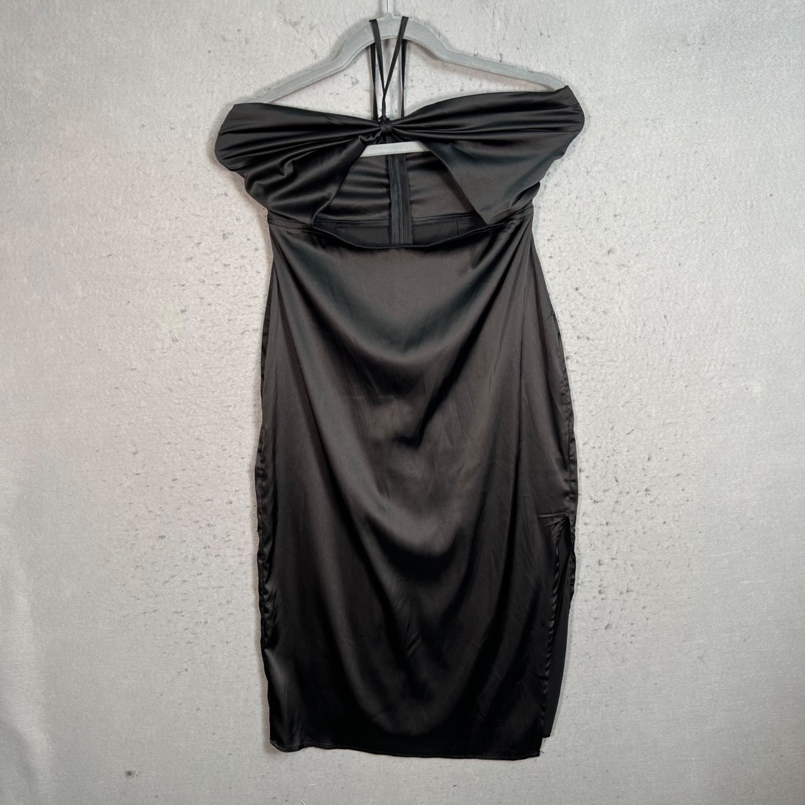 Danielle Bernstein Black Off-Shoulder Satin Midi Dress Size Small