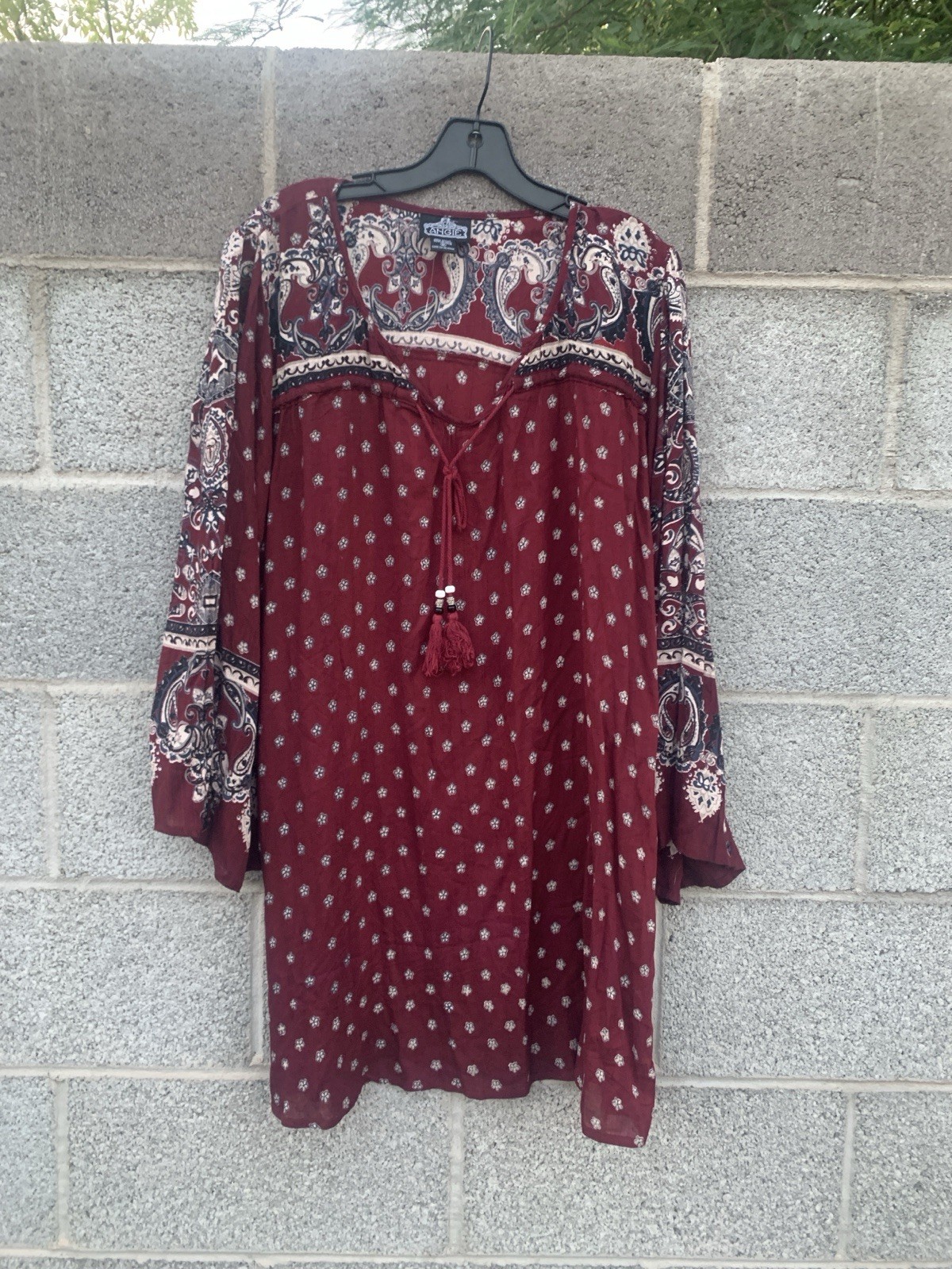 Angie Boho Mini Dress Wine Rayon Tie Neck Flutter Sleeve Floral Festival Medium