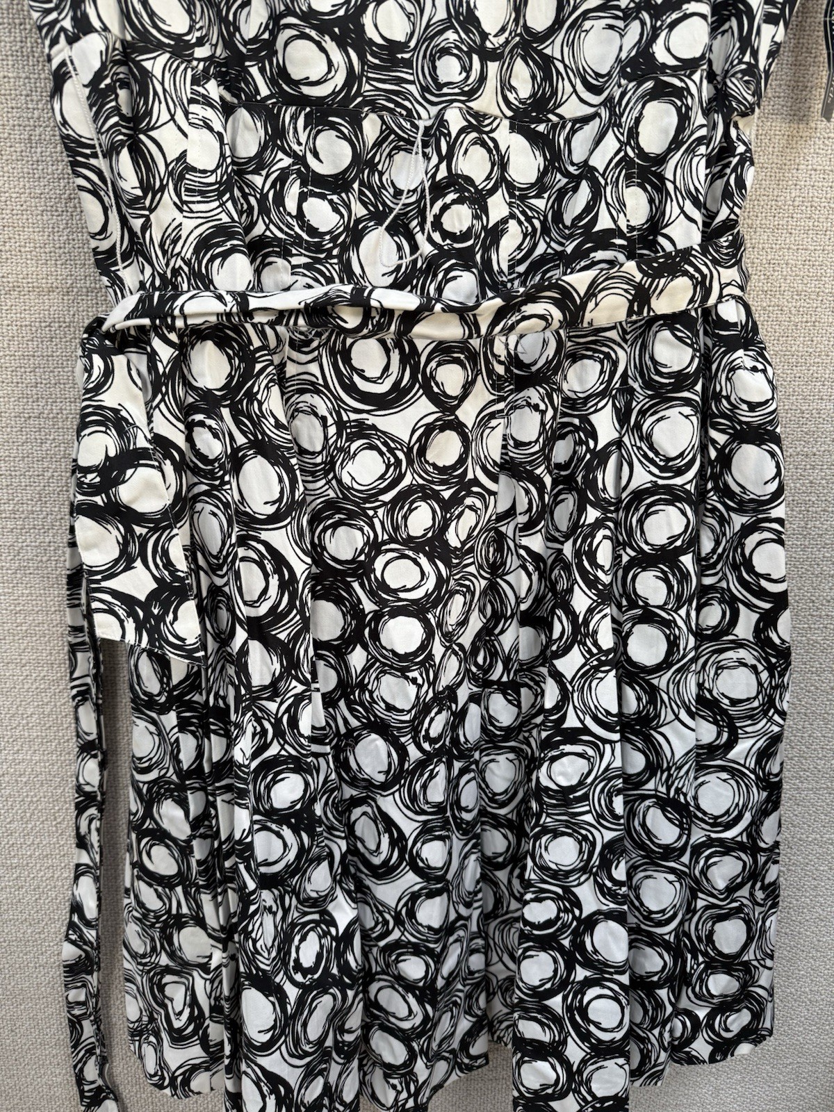 R&M Richards Dress Womens 22W Plus Size Black White Circle Swirl Belted A-Line￼