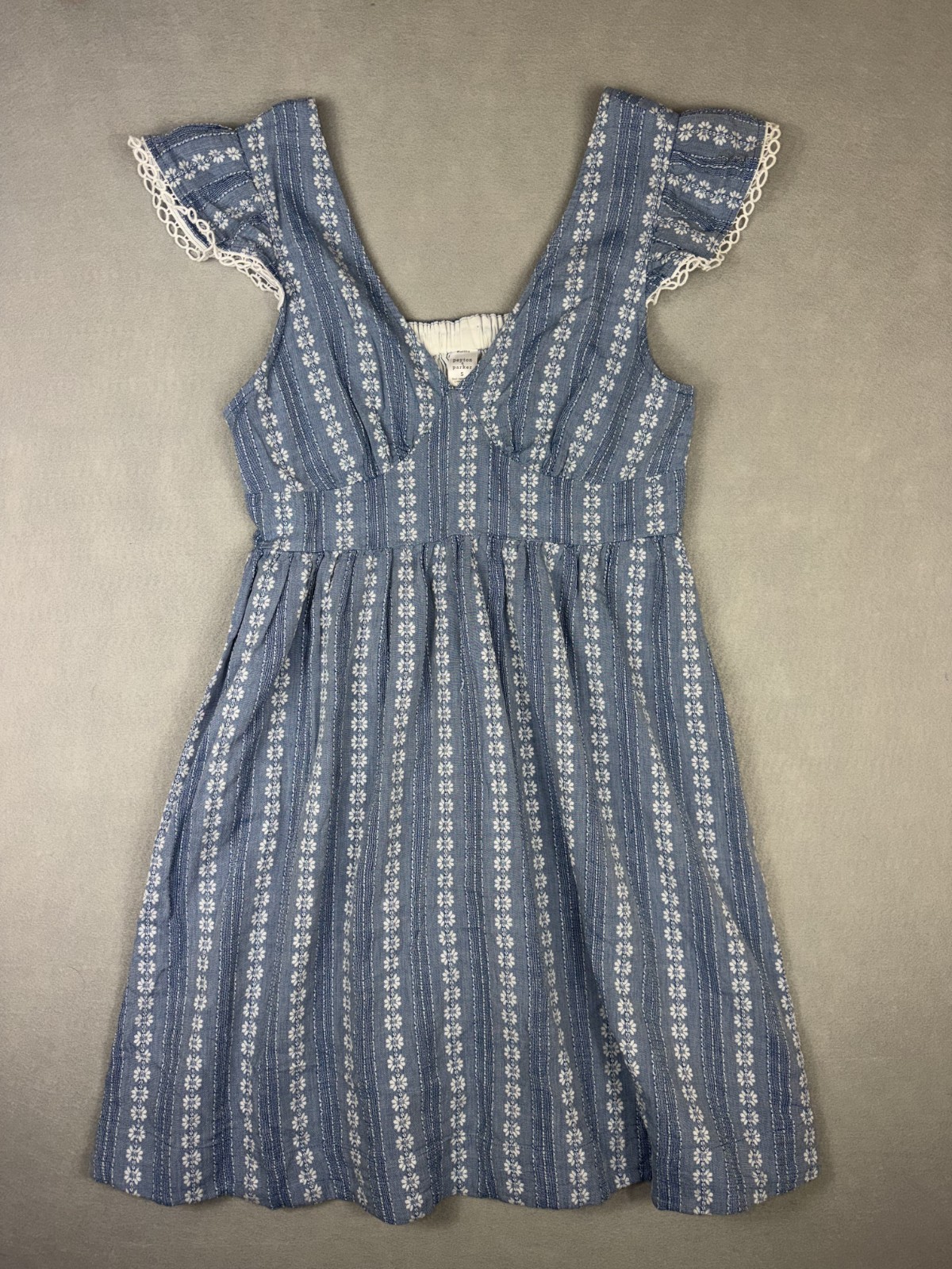 Peyton & Parker Blue White Floral Smocked A-Line Dress Women’s Size S Lace Trim