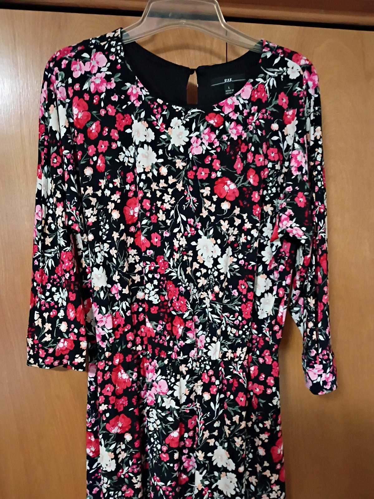 Size Large R&K Floral Black Dress For Women With Slit Sleeves